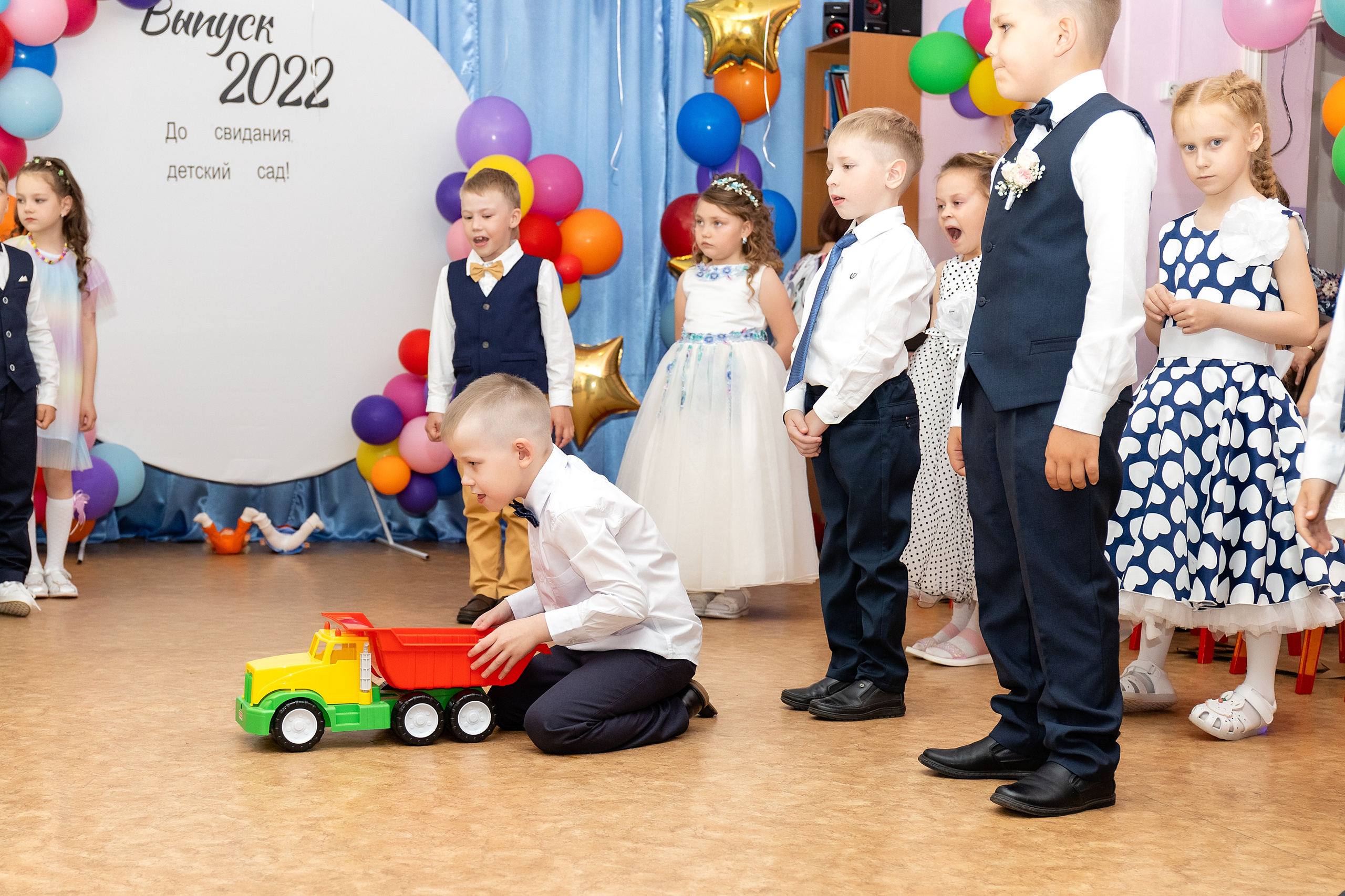 Выпускной Детский сад № 25. Стильный выпускной альбом Владивосток фотограф Вероника Мигачева