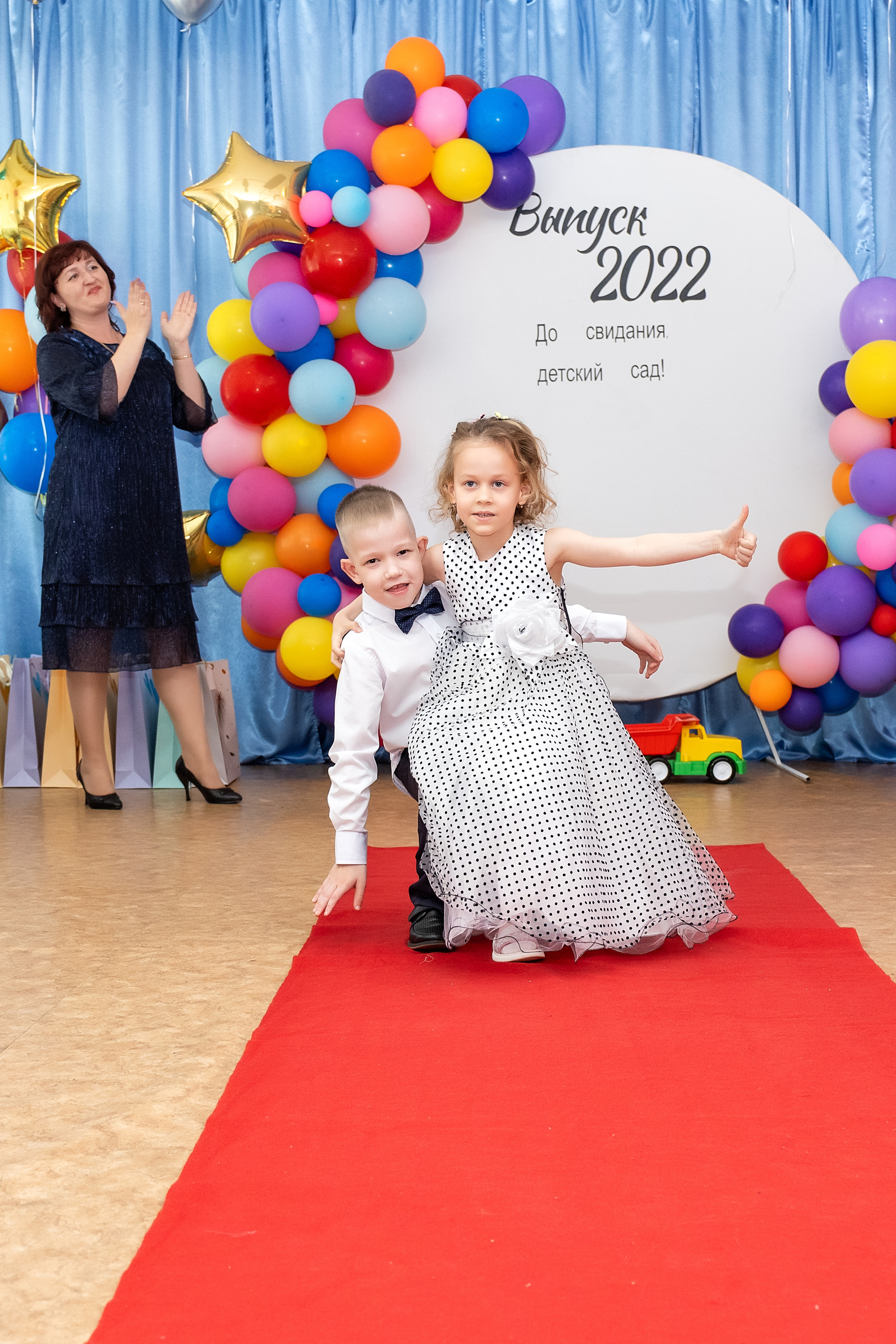 Выпускной Детский сад № 25. Стильный выпускной альбом Владивосток фотограф Вероника Мигачева