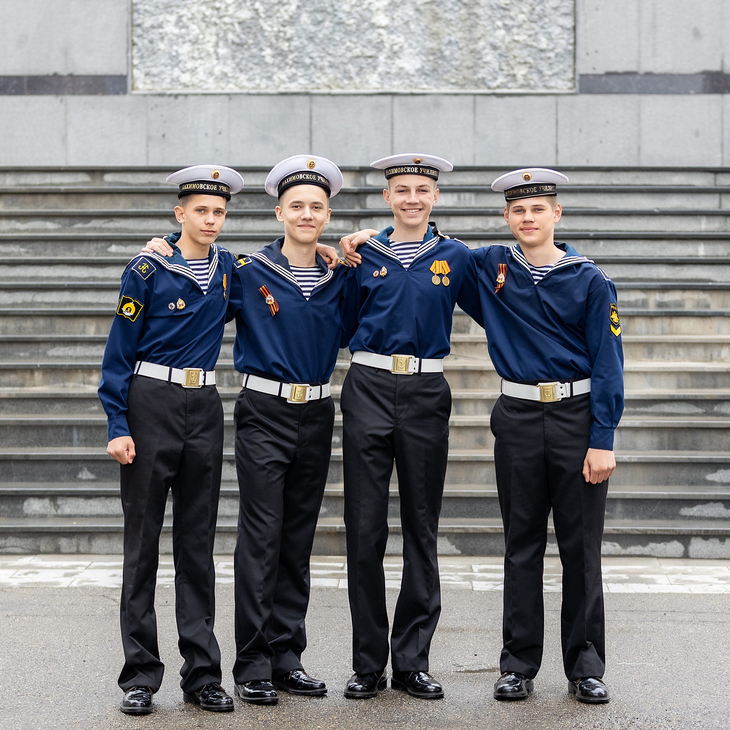 9-В Нахимовское военно-морское училище. Владивосток. Стильный выпускной альбом Владивосток фотограф Вероника Мигачева
