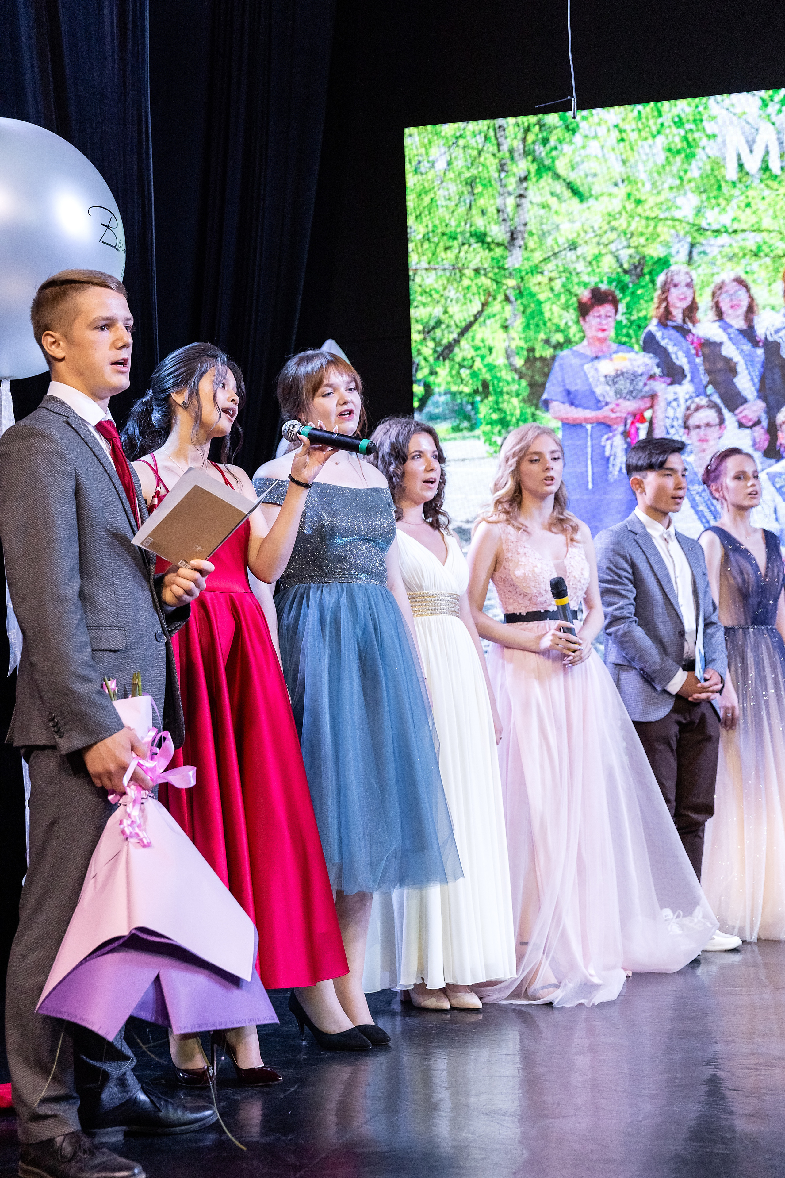 Выпускной 33 школа. Стильный выпускной альбом Владивосток фотограф Вероника Мигачева