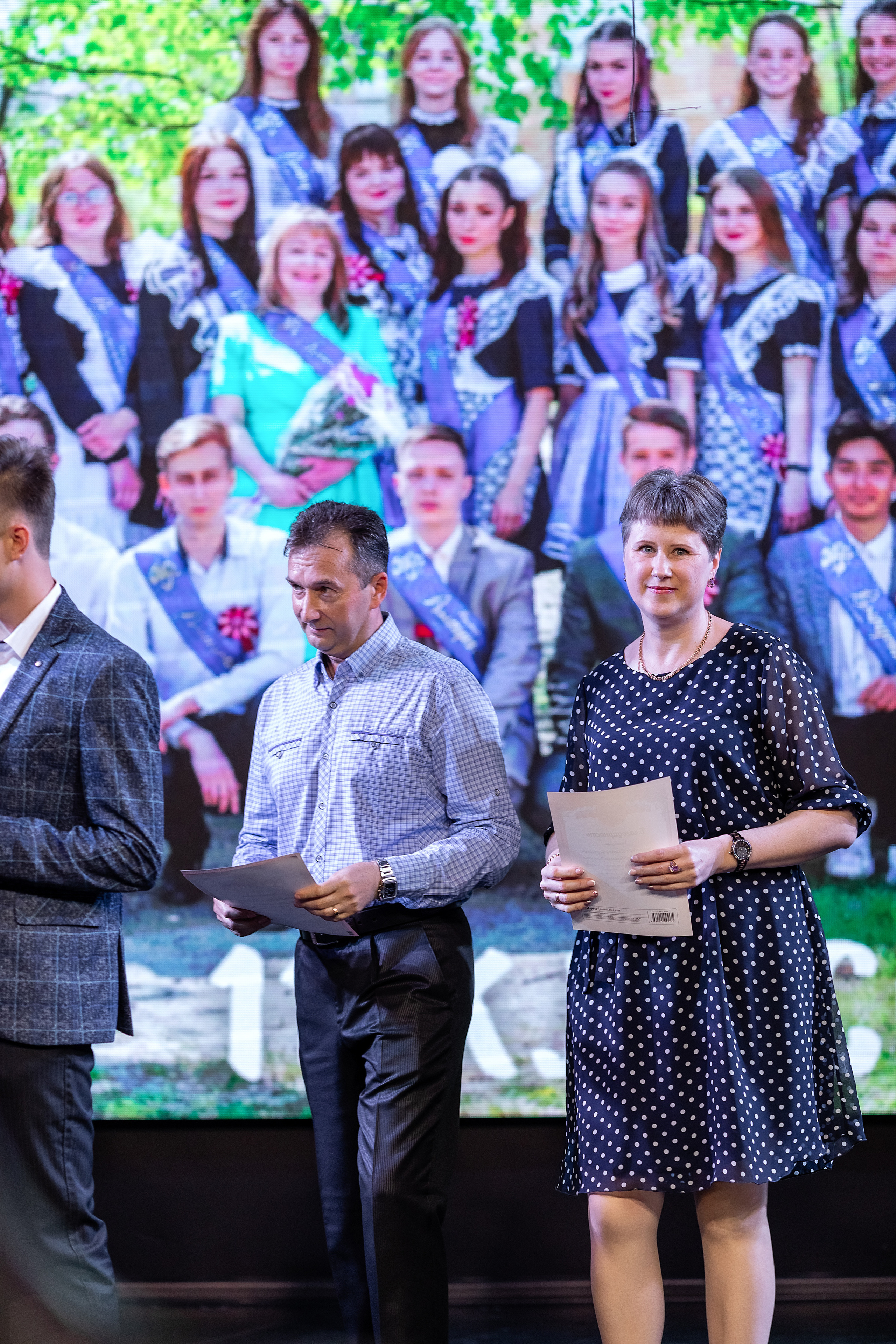 Выпускной 33 школа. Стильный выпускной альбом Владивосток фотограф Вероника Мигачева