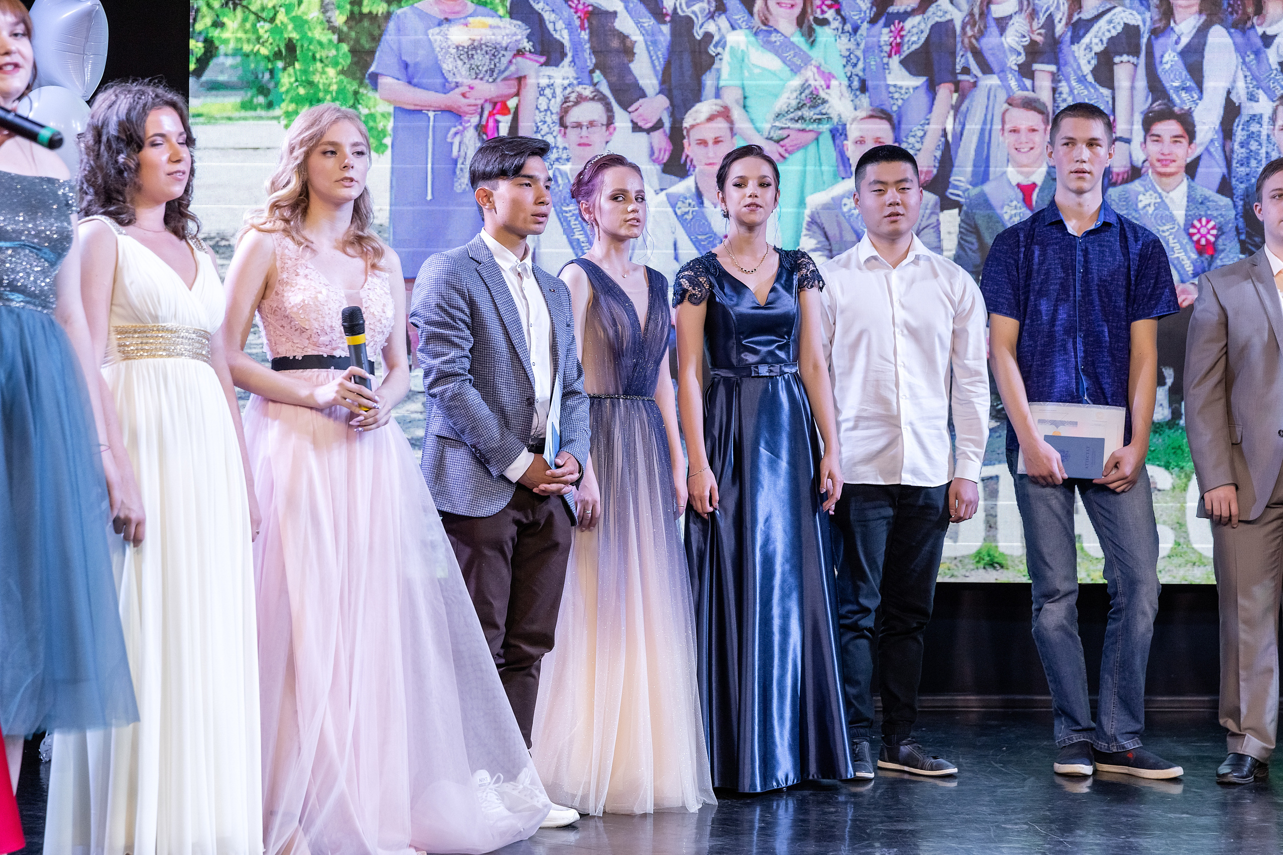 Выпускной 33 школа. Стильный выпускной альбом Владивосток фотограф Вероника Мигачева