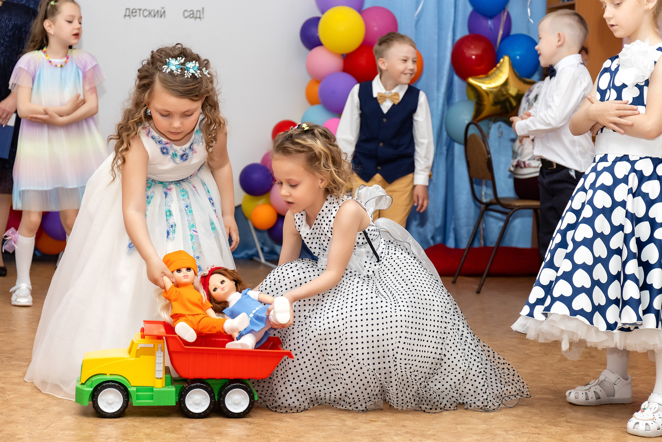 Выпускной Детский сад № 25. Стильный выпускной альбом Владивосток фотограф Вероника Мигачева