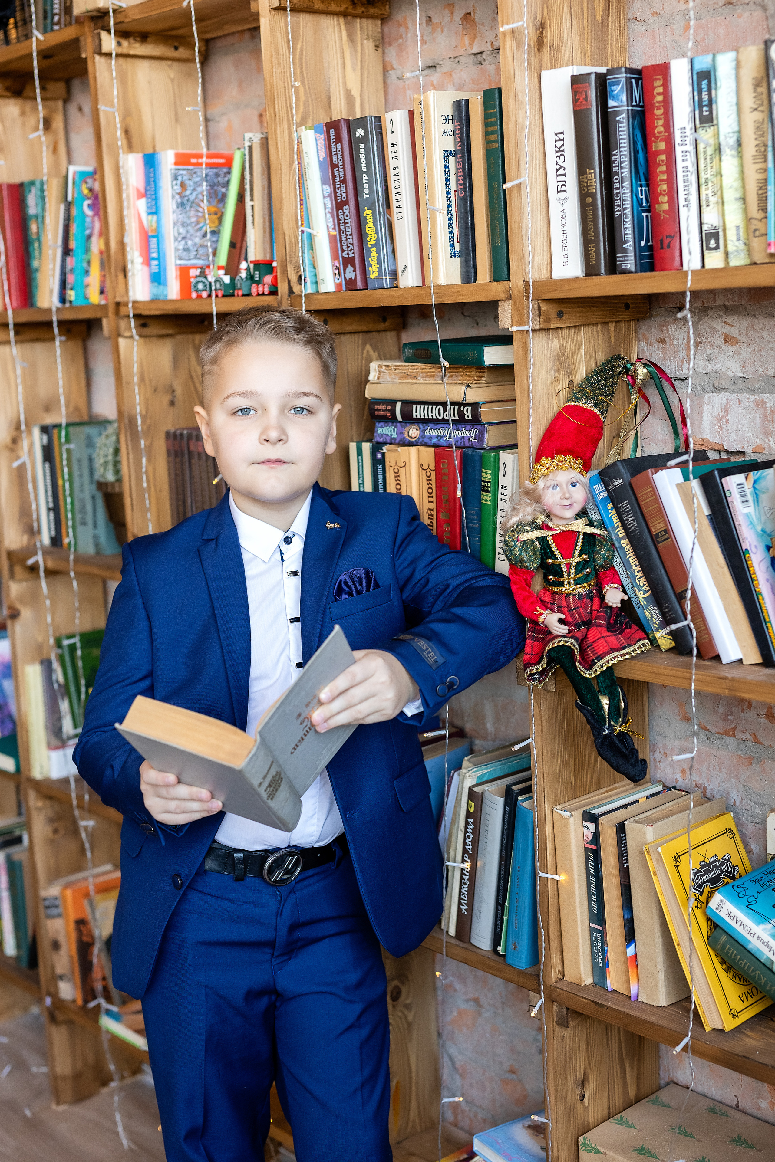 4-Б, Гимназия. Студия. Стильный выпускной альбом Владивосток фотограф Вероника Мигачева