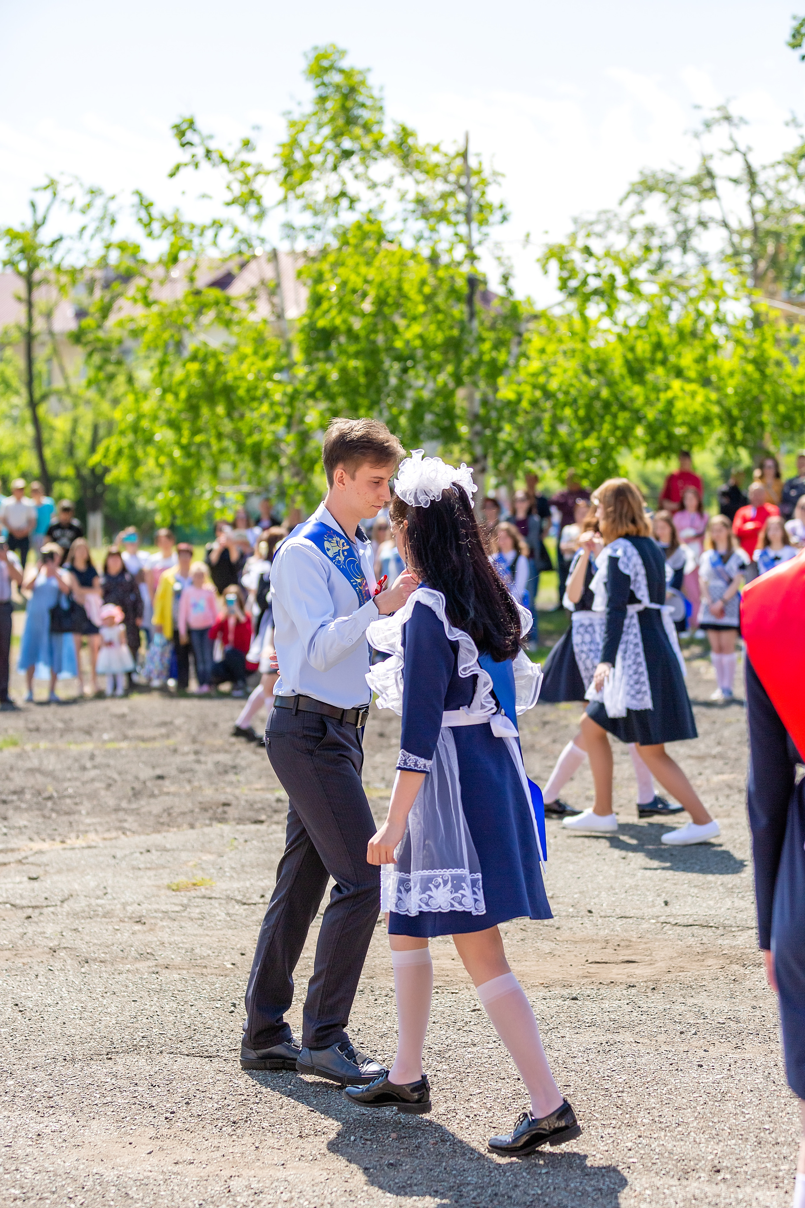 Последний звонок 33 школа. Стильный выпускной альбом Владивосток фотограф Вероника Мигачева