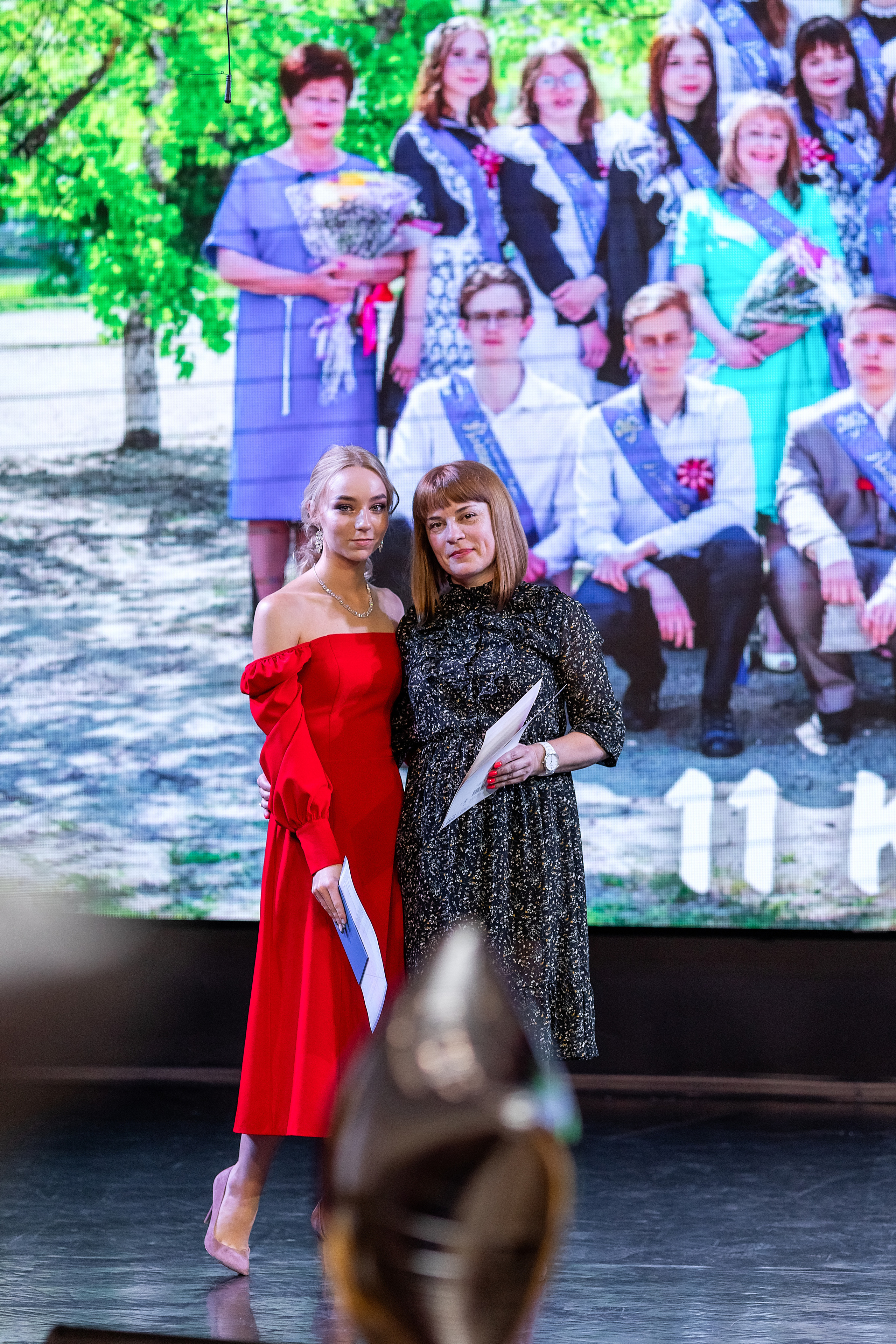 Выпускной 33 школа. Стильный выпускной альбом Владивосток фотограф Вероника Мигачева