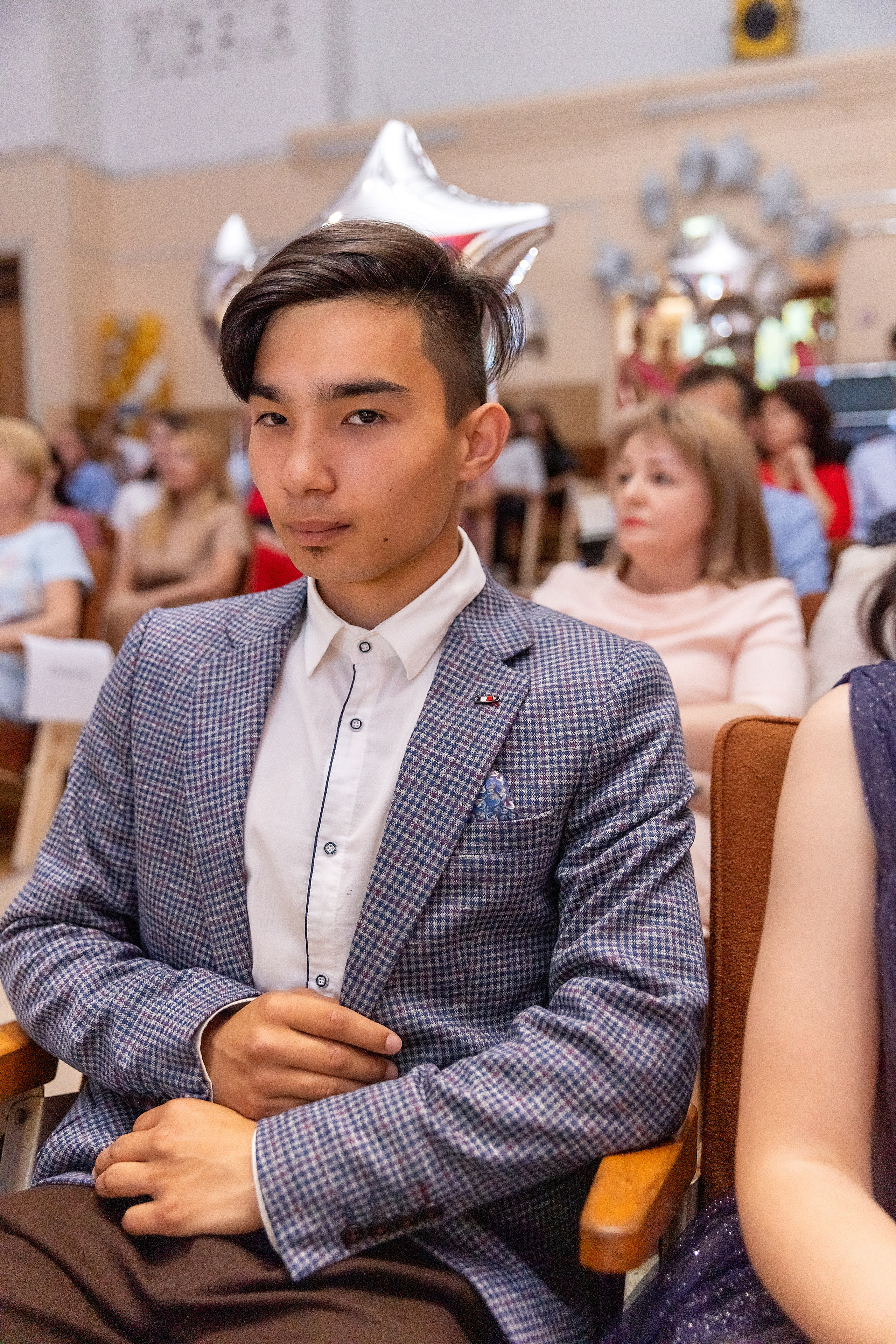 Выпускной 33 школа. Стильный выпускной альбом Владивосток фотограф Вероника Мигачева