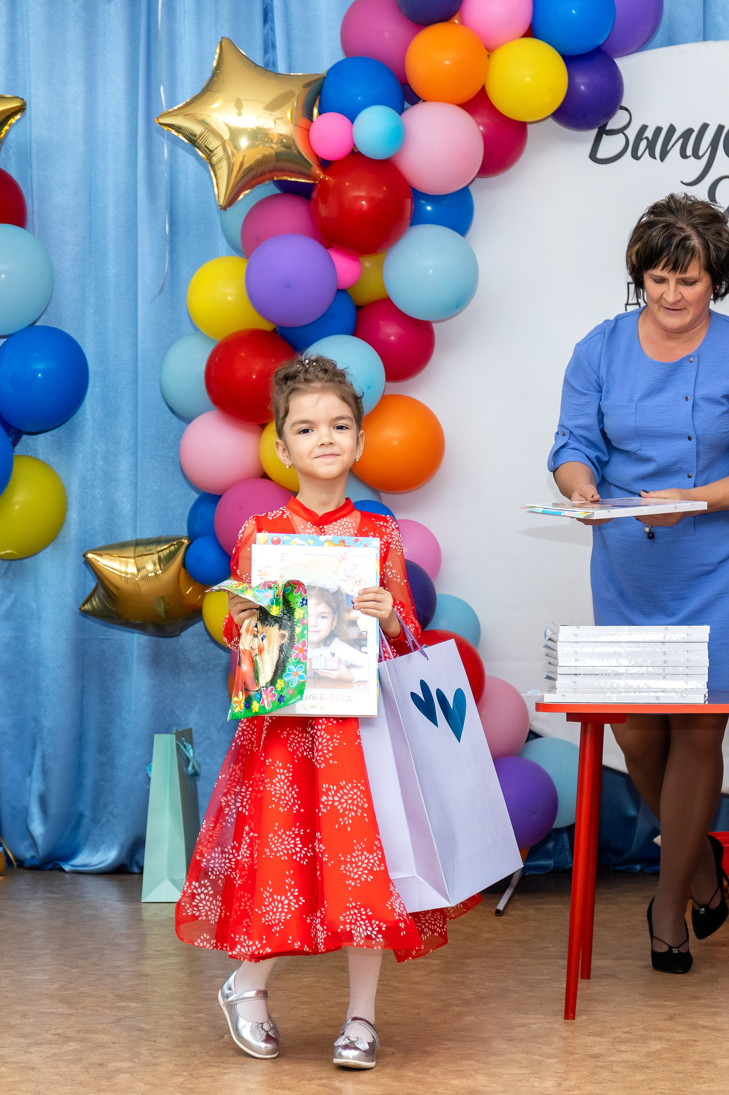 Выпускной Детский сад № 25. Стильный выпускной альбом Владивосток фотограф Вероника Мигачева