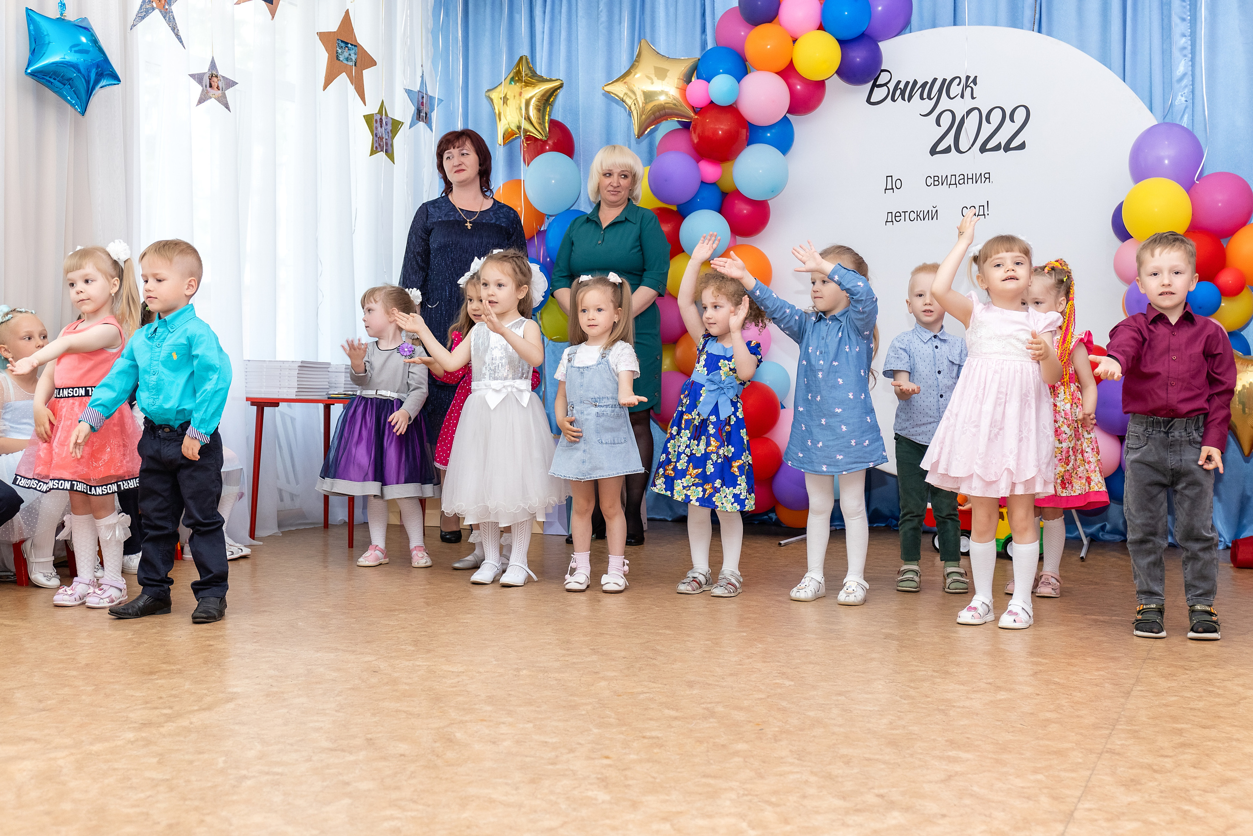 Выпускной Детский сад № 25. Стильный выпускной альбом Владивосток фотограф Вероника Мигачева