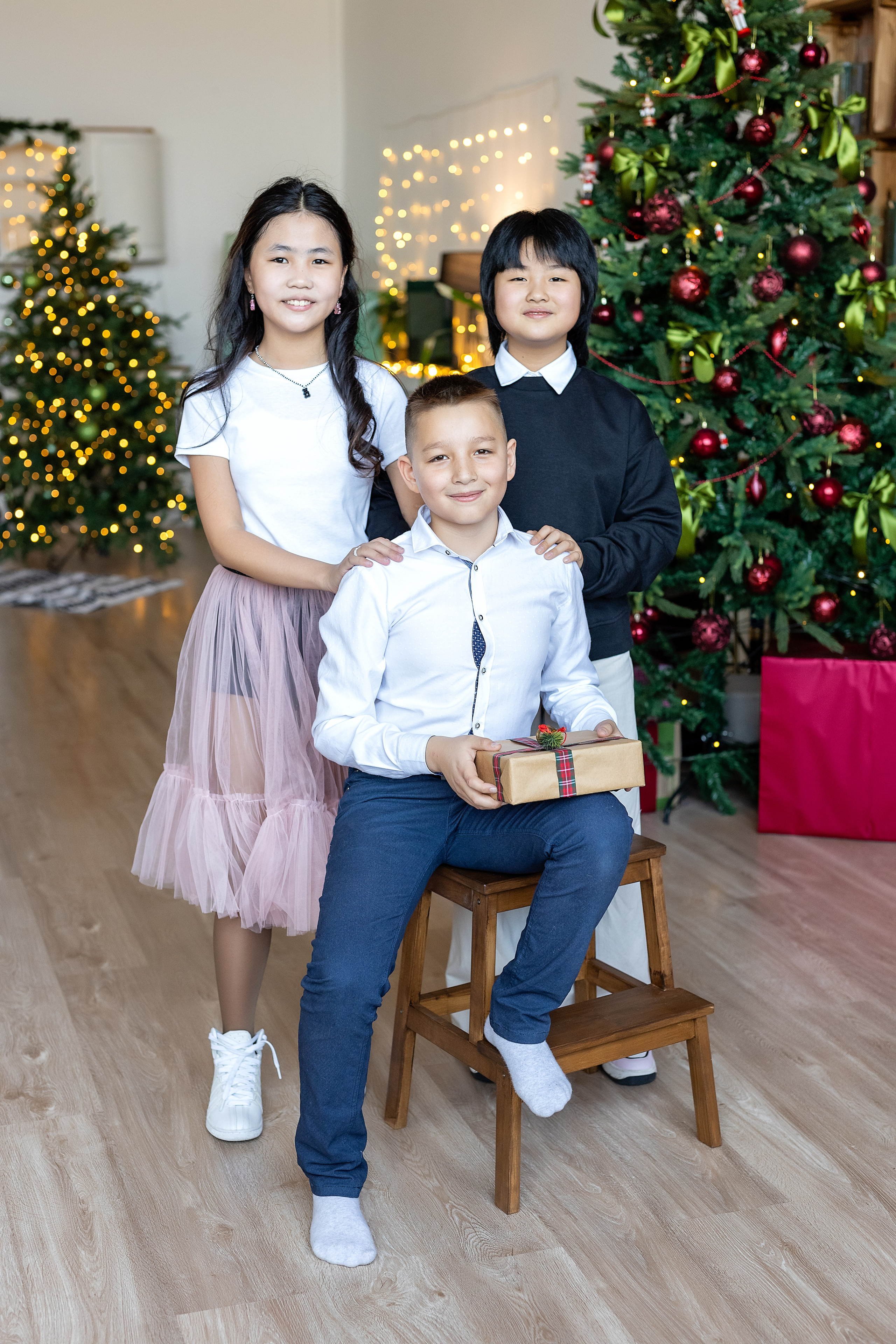 4-Б, Гимназия. Студия. Стильный выпускной альбом Владивосток фотограф Вероника Мигачева