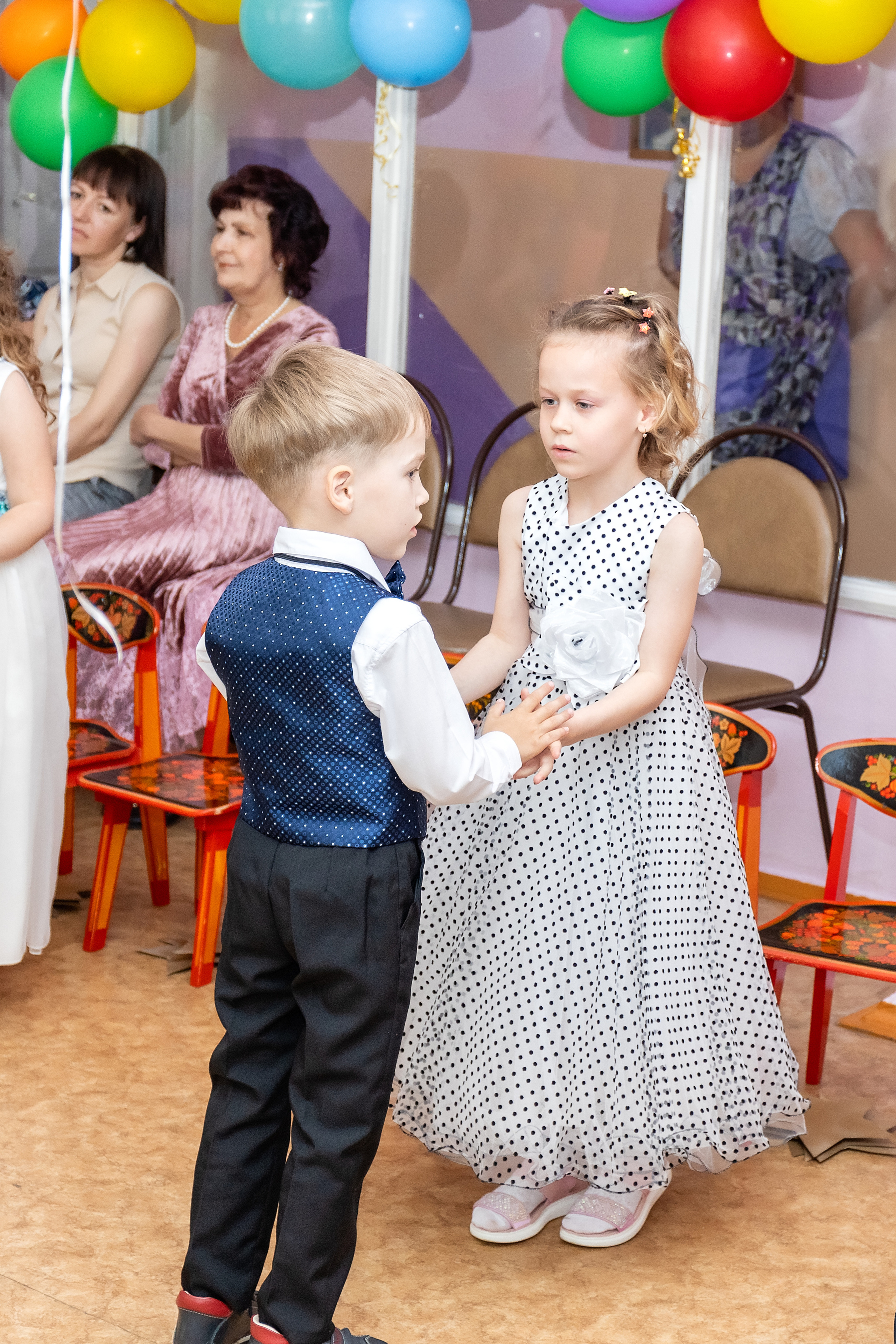 Выпускной Детский сад № 25. Стильный выпускной альбом Владивосток фотограф Вероника Мигачева