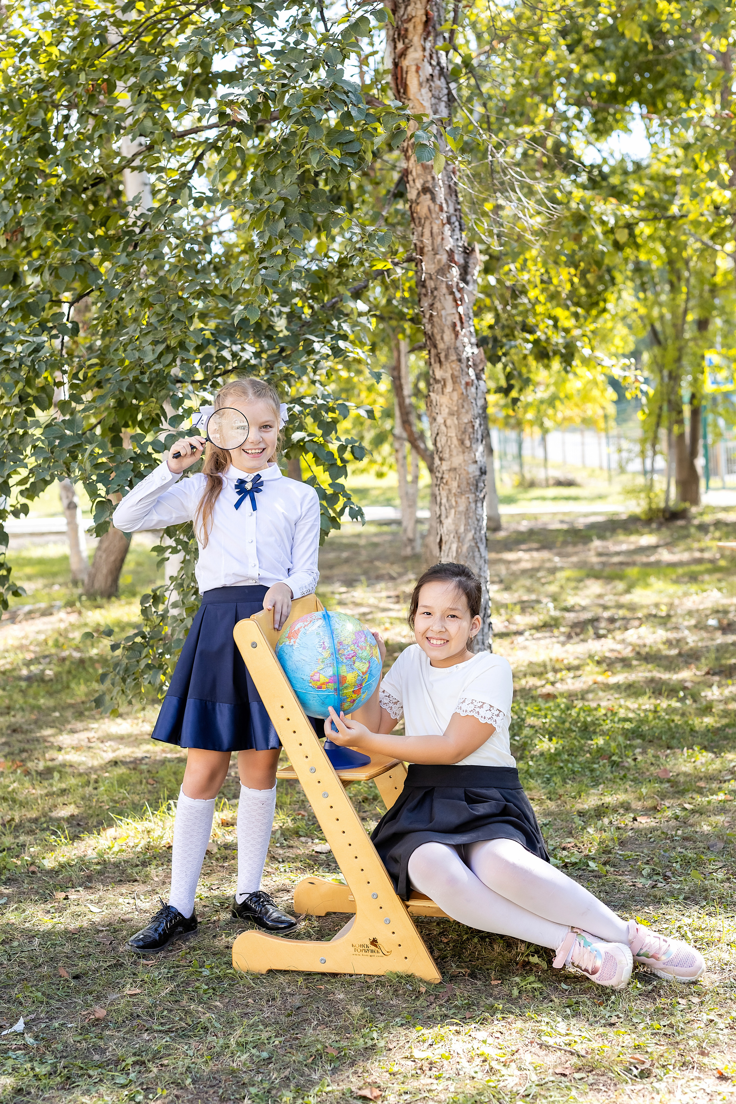 4-В, Гимназия. Фотозона «Здравствуй, Школа!». Стильный выпускной альбом Владивосток фотограф Вероника Мигачева