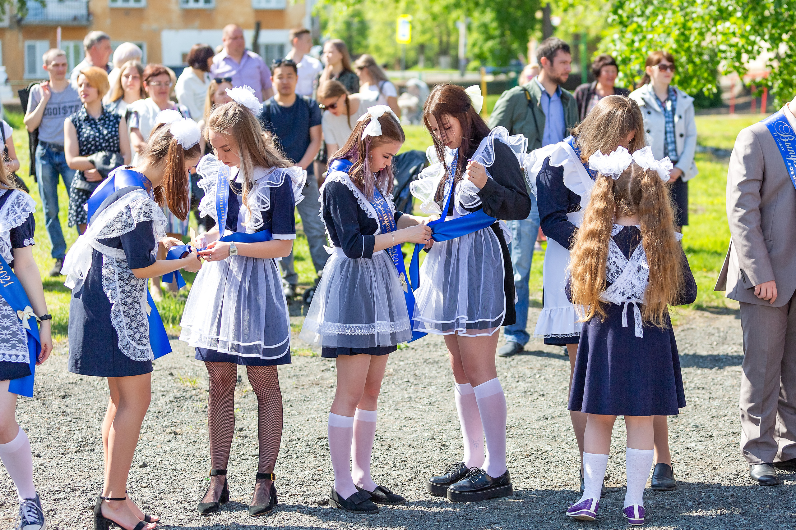 Последний звонок 33 школа. Стильный выпускной альбом Владивосток фотограф Вероника Мигачева