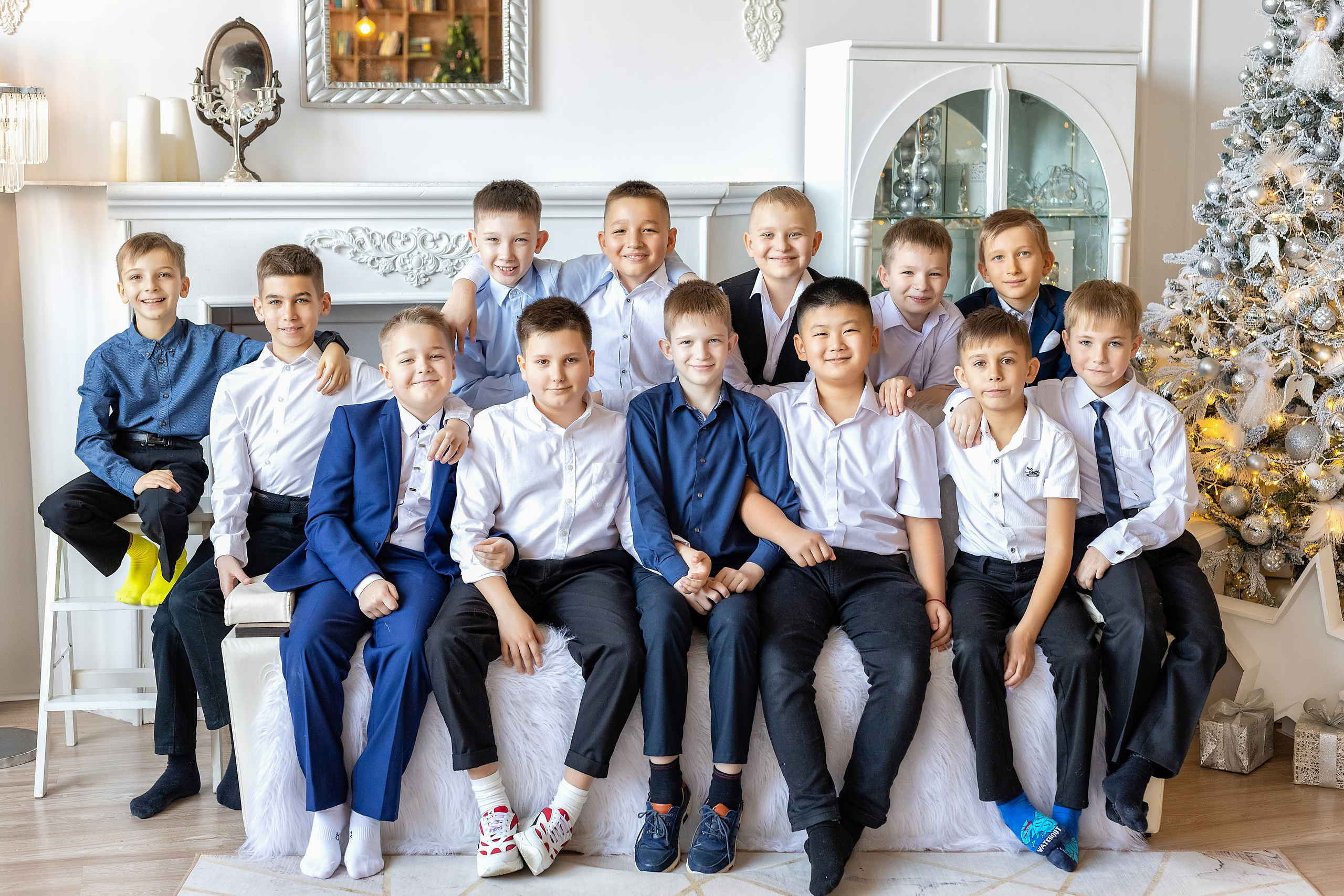 4-Б, Гимназия. Студия. Стильный выпускной альбом Владивосток фотограф Вероника Мигачева