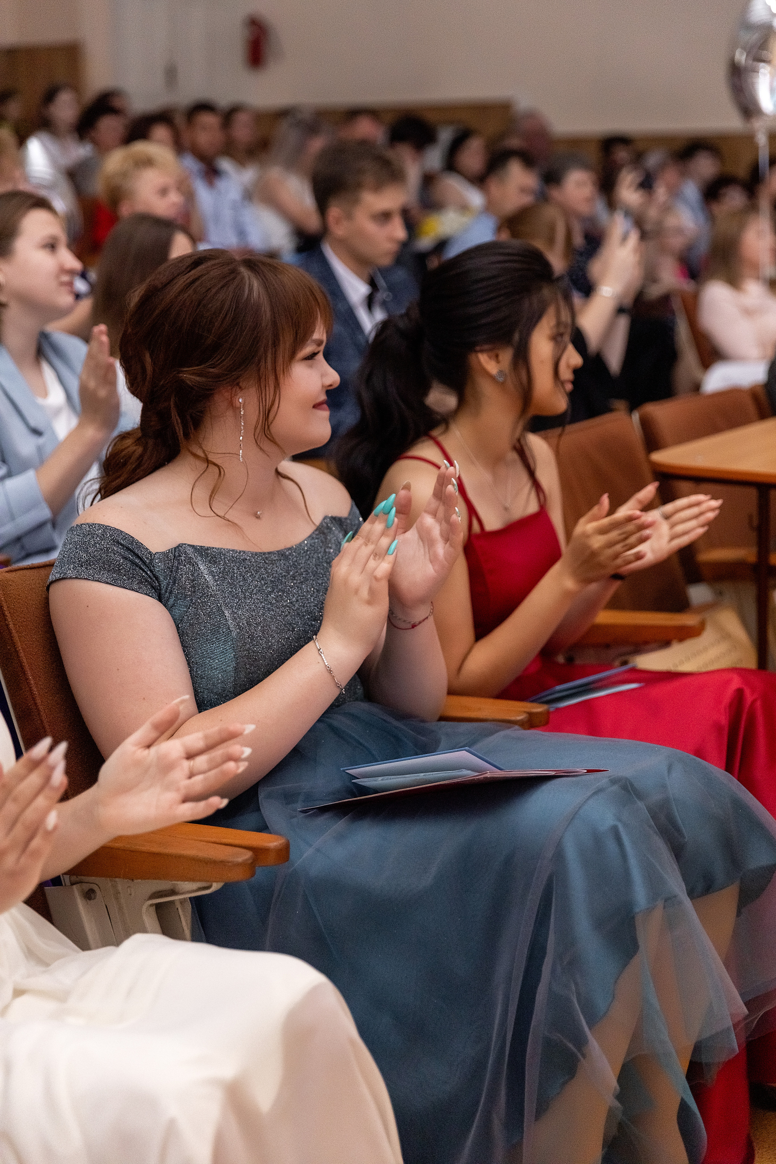 Выпускной 33 школа. Стильный выпускной альбом Владивосток фотограф Вероника Мигачева