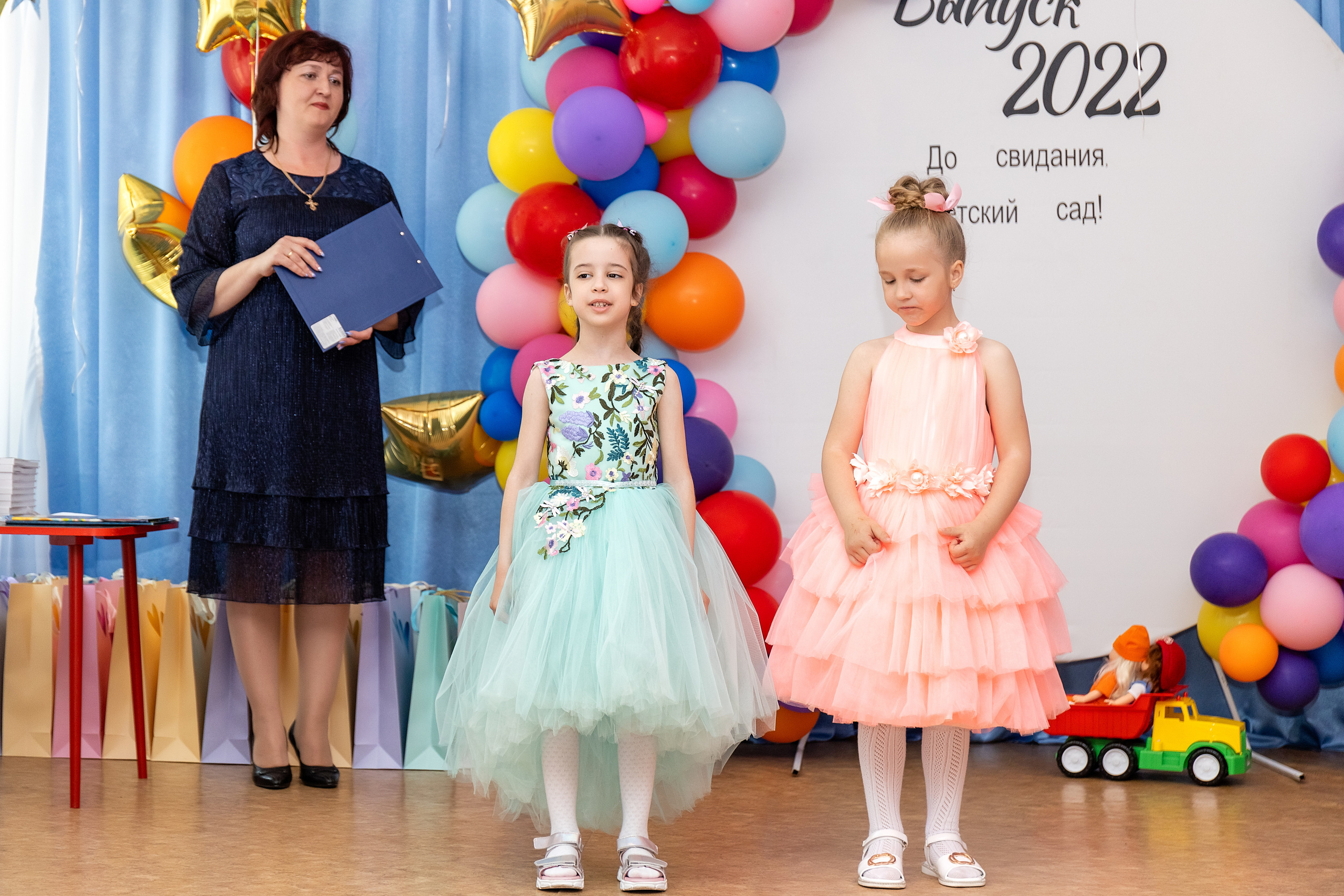 Выпускной Детский сад № 25. Стильный выпускной альбом Владивосток фотограф Вероника Мигачева