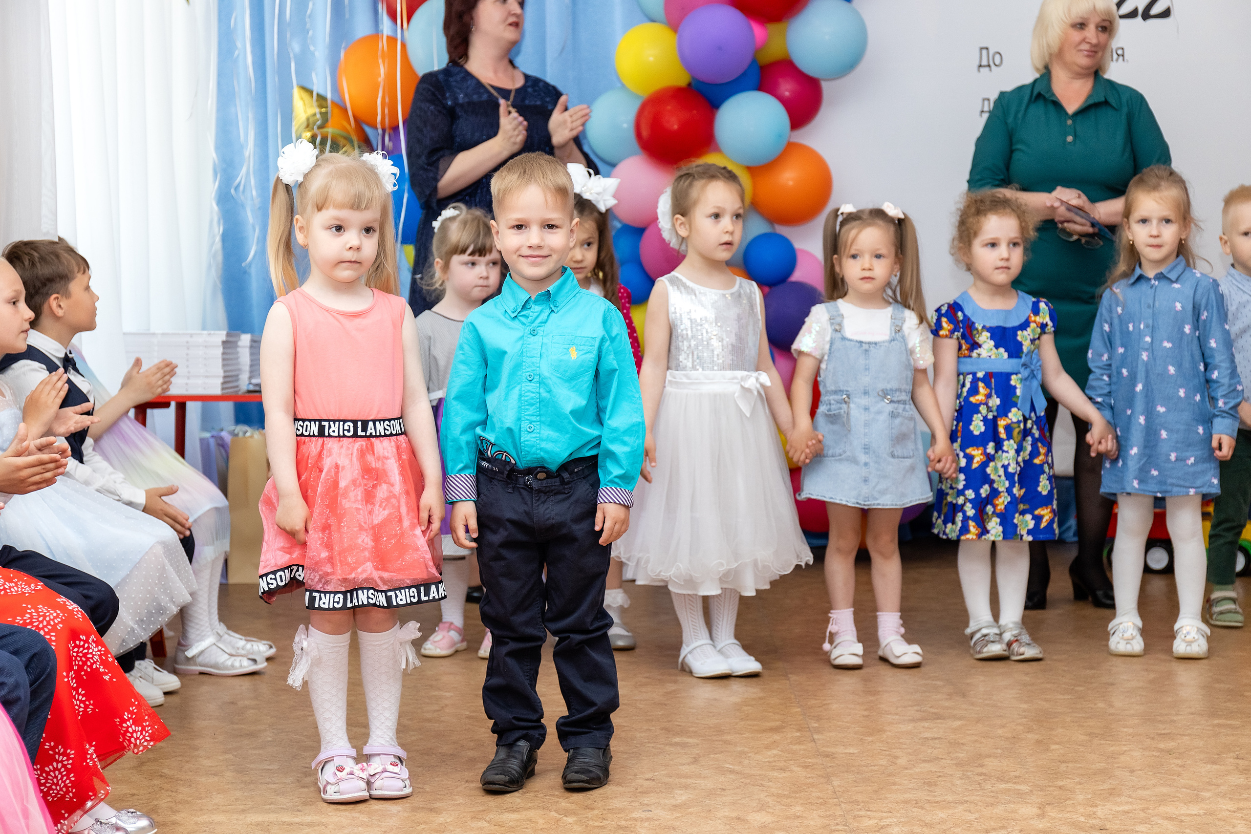 Выпускной Детский сад № 25. Стильный выпускной альбом Владивосток фотограф Вероника Мигачева