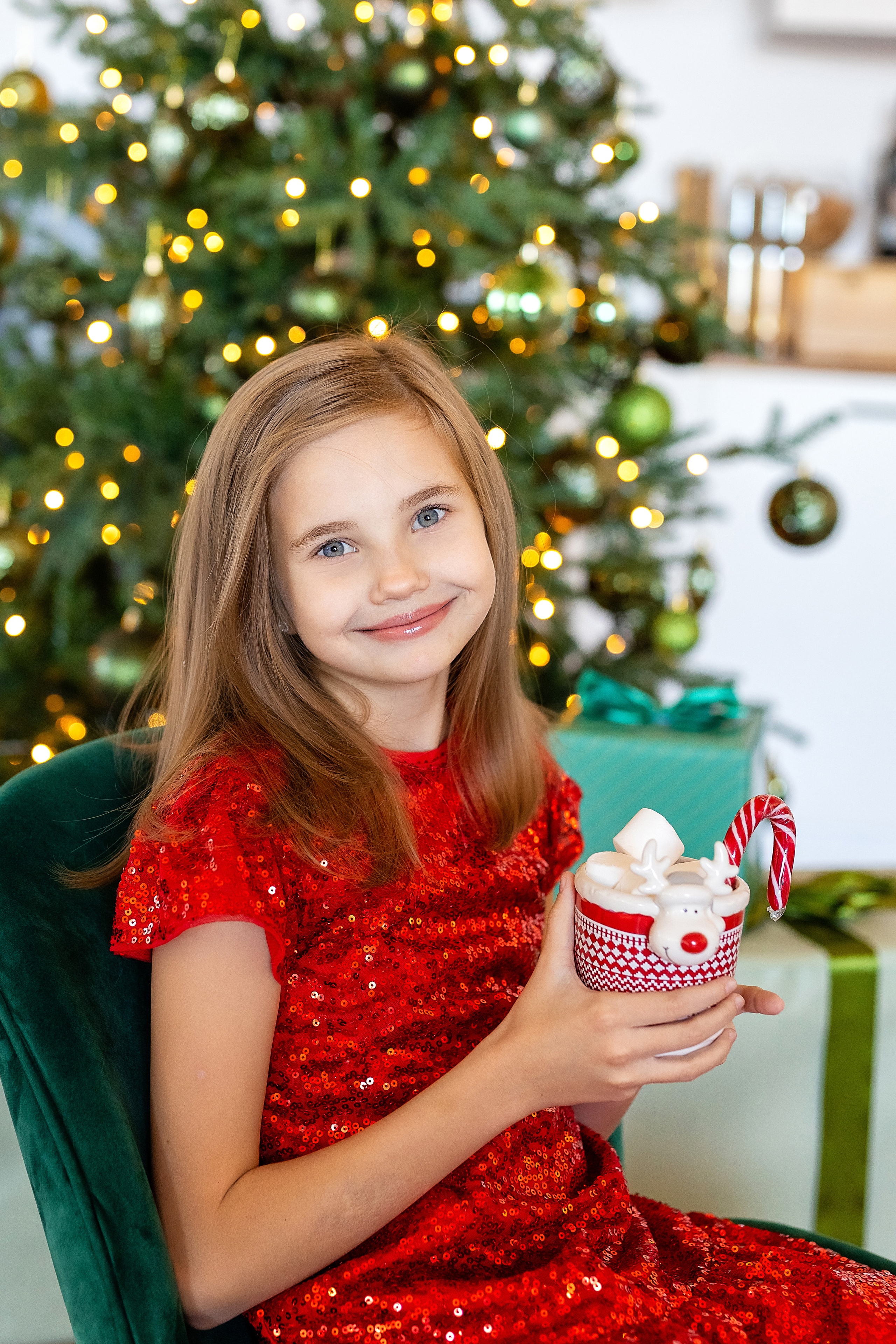 4 класс, в студии «Амбер». Стильный выпускной альбом Владивосток фотограф Вероника Мигачева