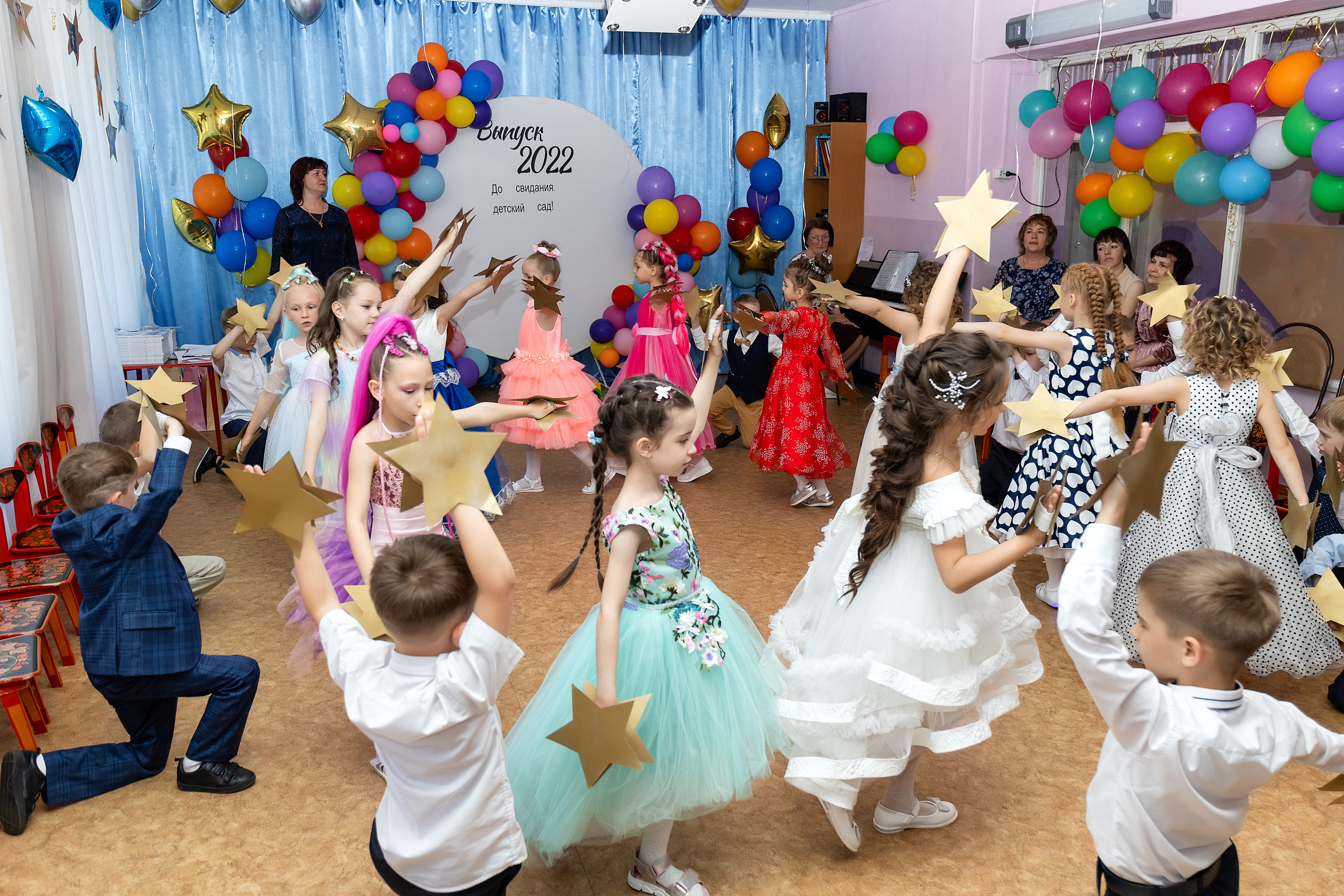 Выпускной Детский сад № 25. Стильный выпускной альбом Владивосток фотограф Вероника Мигачева