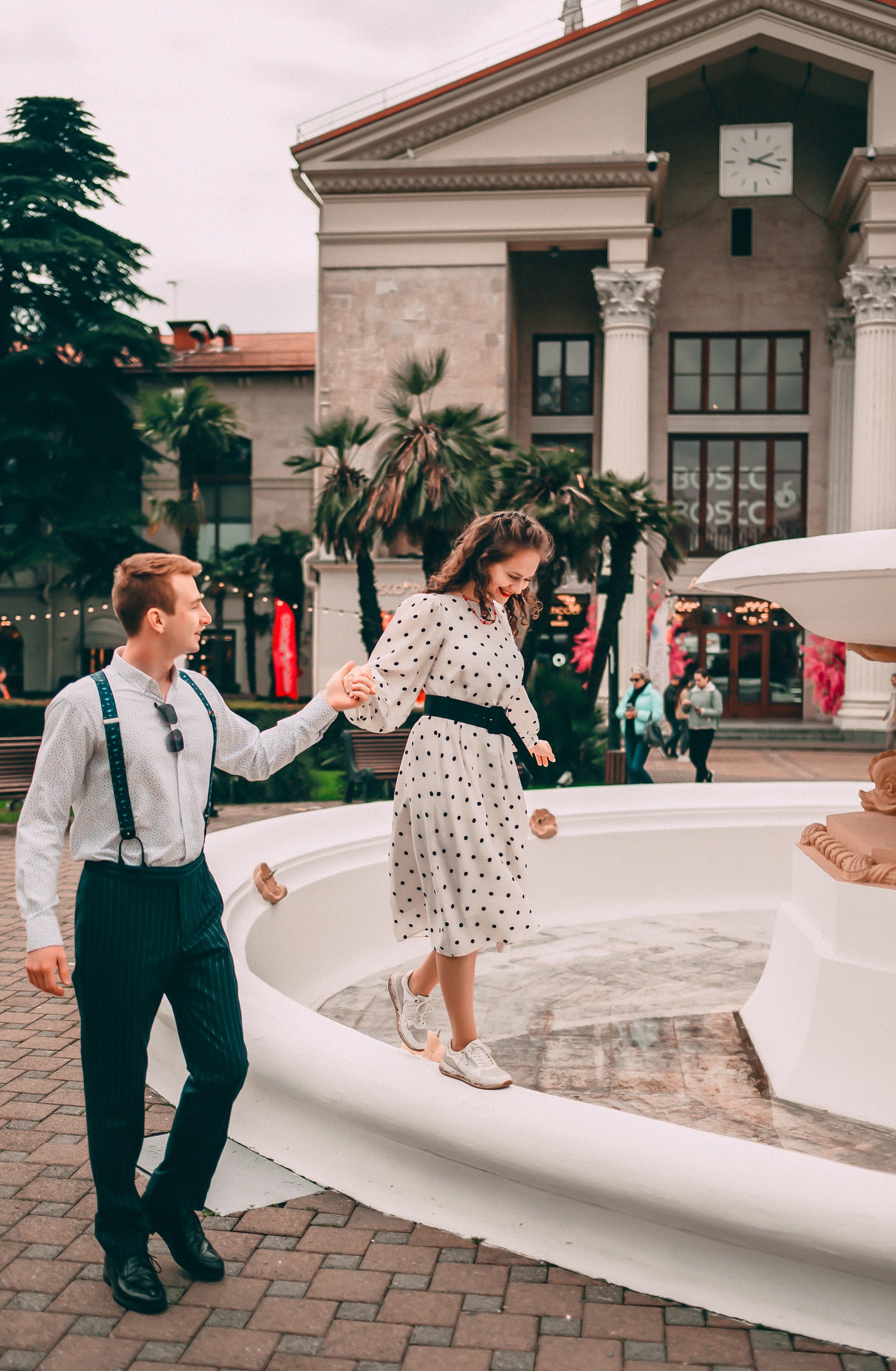 Сливовый сад, морпорт, пляж Ривьера. Свадебный и семейный фотограф София Невская