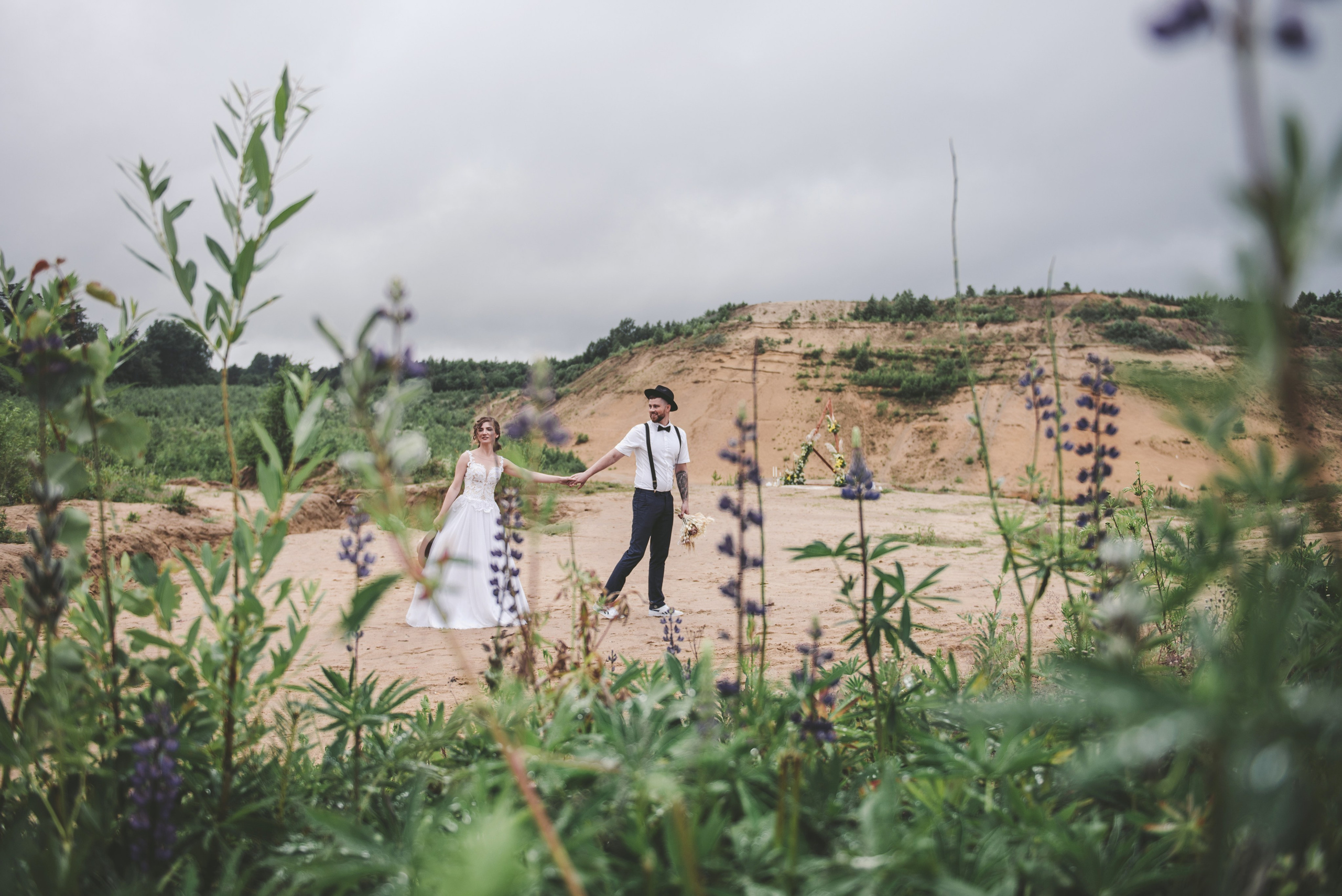 Выездная регистрация на песчаном карьере. Свадебный и семейный фотограф София Невская