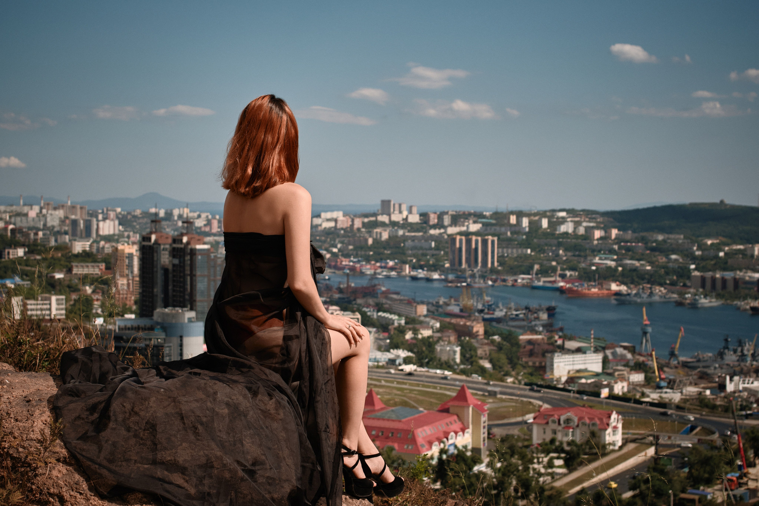 Фотосессии с цветным тюлем Санкт-Петербург. Фотограф портретный архитектурный лавстори будуар Санкт-Петербург Виктор Иванов