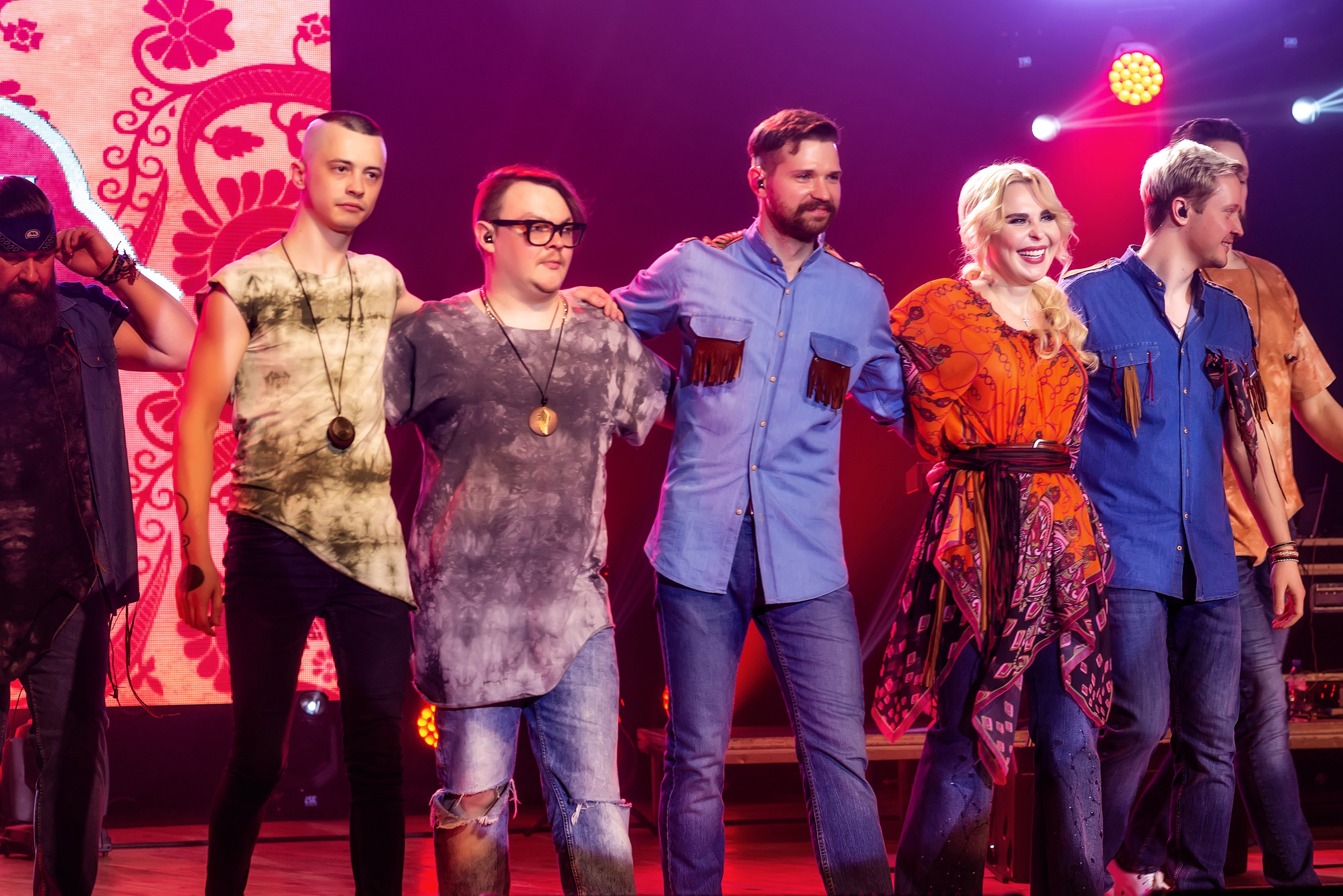 Концерт Пелагеи. Школьный, фэшн фотограф в Тюмени и в России Ирина Королева