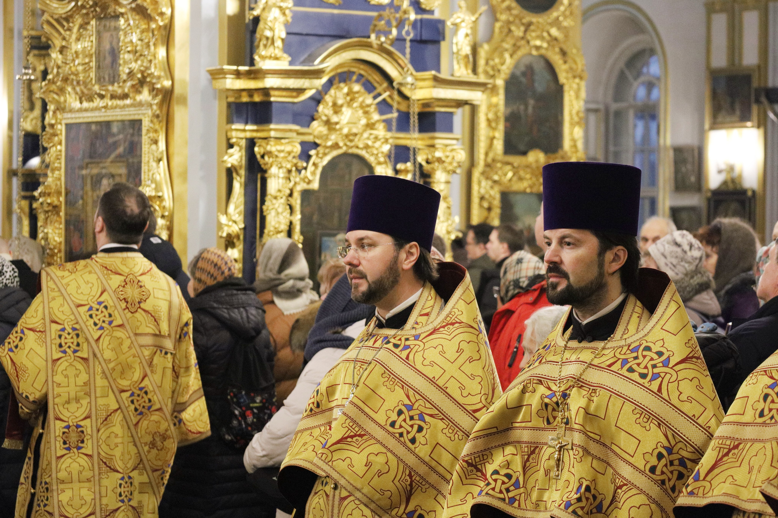 СЛУЖЕНИЕ В КАНУН ДНЯ ПАМЯТИ СВЯТИТЕЛЯ НИКОЛАЯ ЧУДОТВОРЦА. НИКОЛО-БОГОЯВЛЕНСКИЙ МОРСКОЙ СОБОР