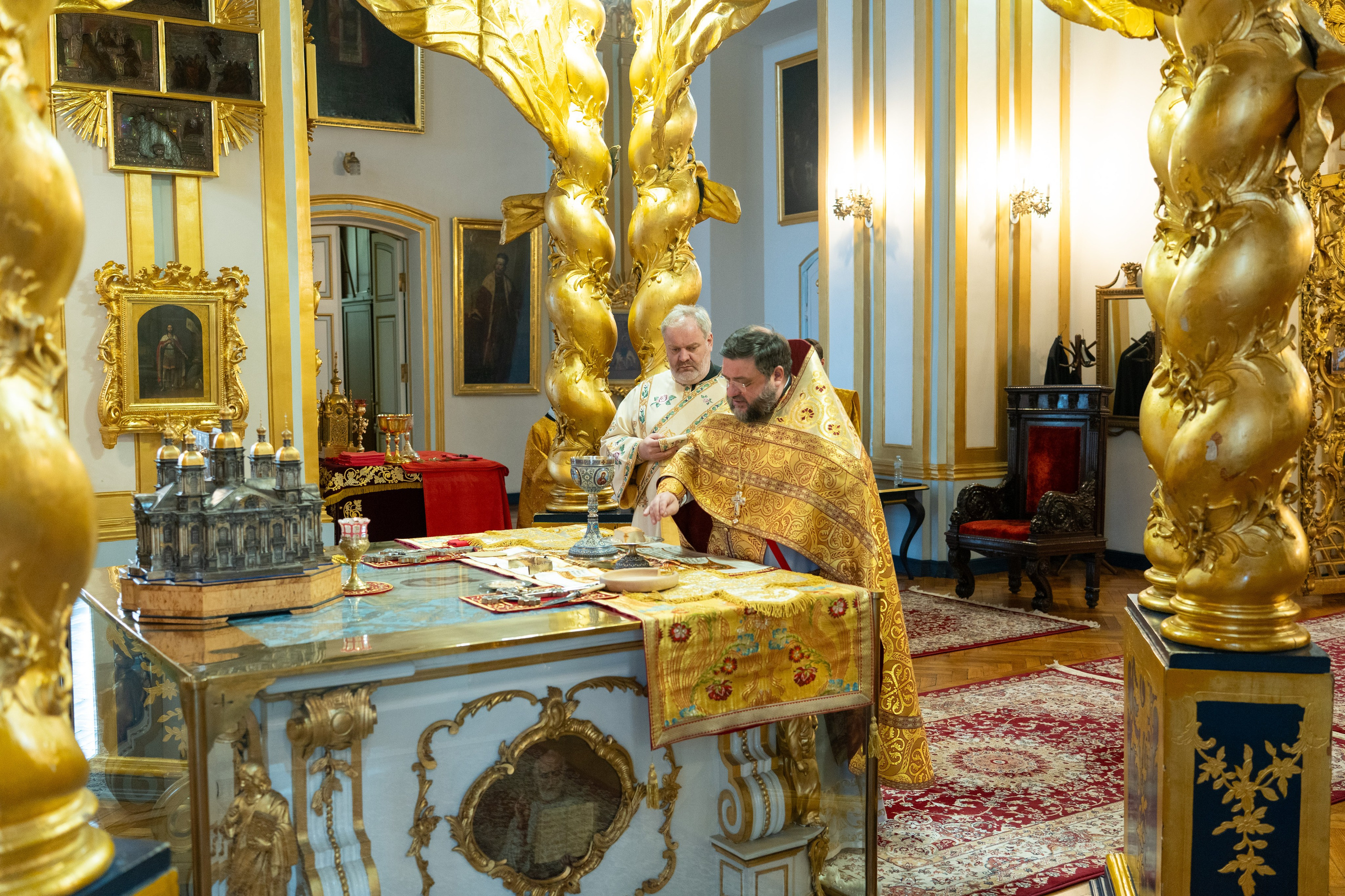 Неделя 23-я по Пятидесятнице. Мчч. Акепсима епископа, Иосифа пресвитера и Аифала диакона. Обновление храма вмч. Георгия в Лидде. НИКОЛО-БОГОЯВЛЕНСКИЙ МОРСКОЙ СОБОР