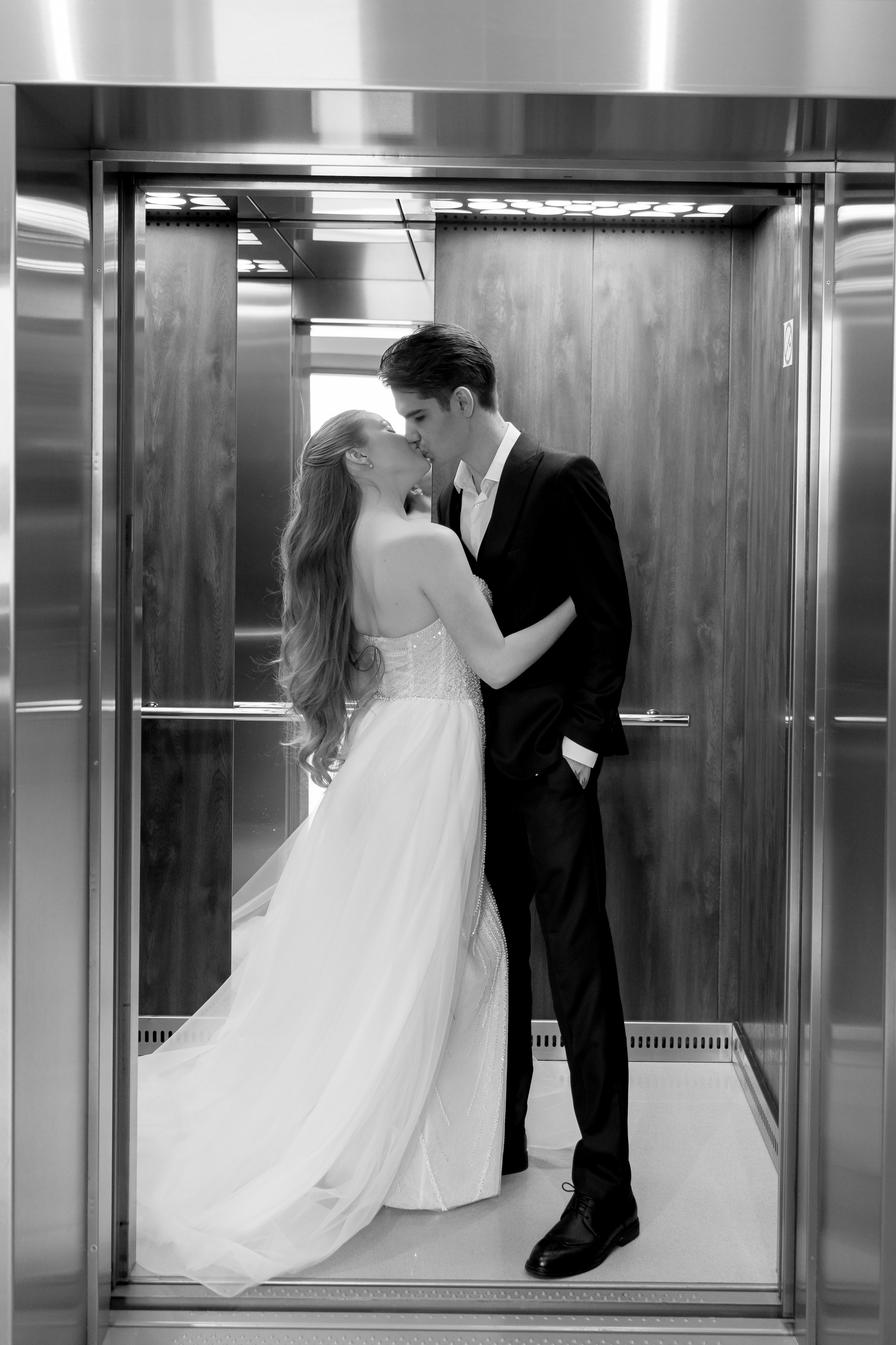 СВАДЕБНАЯ СЬЕМКА СБОРОВ В ОТЕЛЕ И ВЫЕЗД НА ЦЕРЕМОНИЮ (СНЯТО В СИБИРЕ В НИЖНЕВАРТОВСКЕ)М. Профессиональный фотограф, Санкт-Петербург — Виктория Богомолова