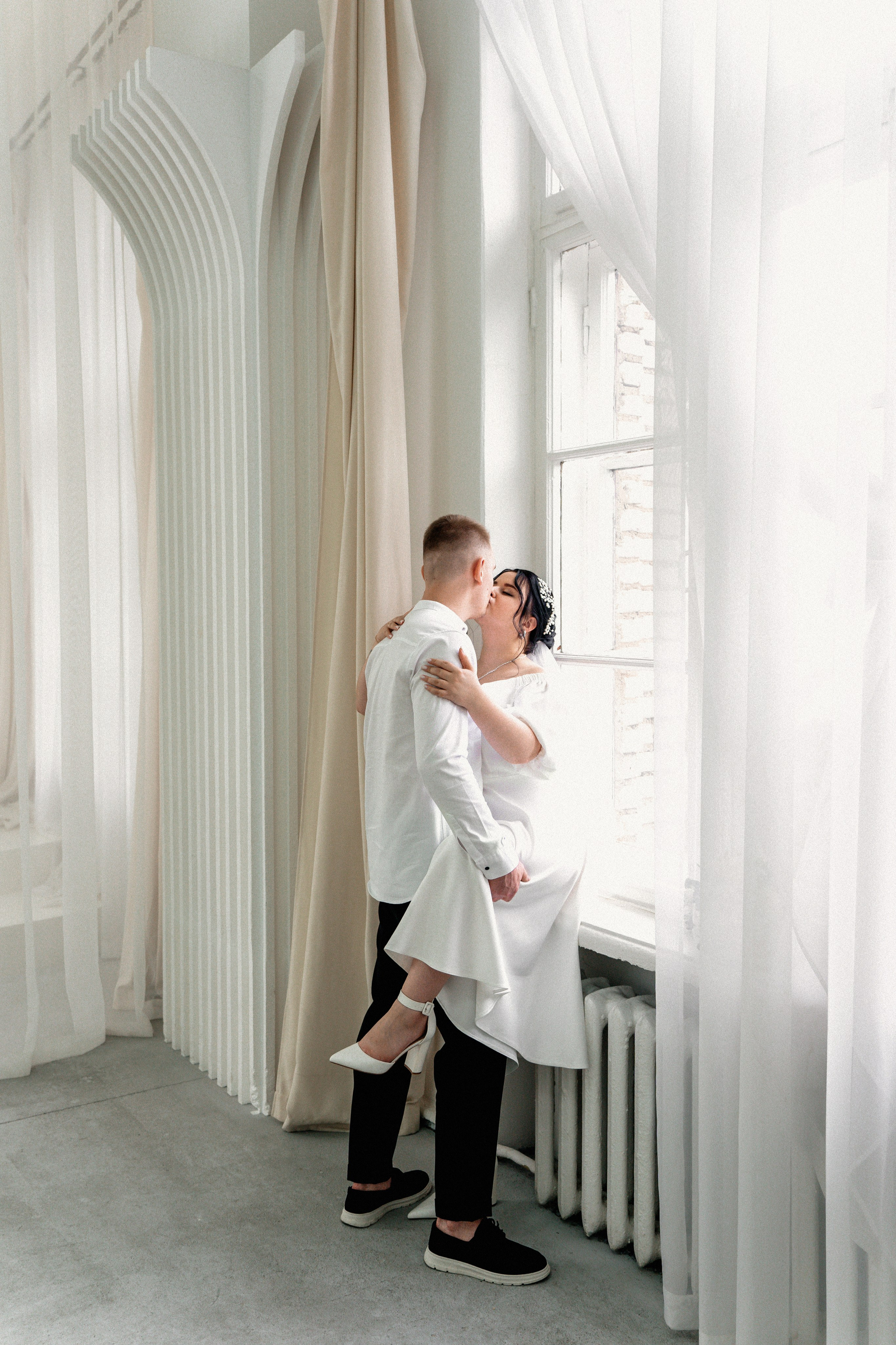 Студийная свадебная история любви. Ваш семейный фотограф в Минске — Вика Трегубова