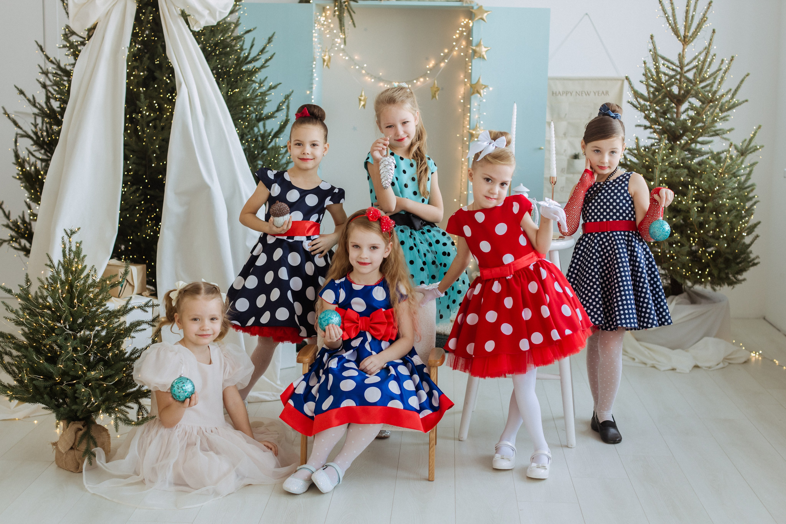 Новогодние. Фотографы в городе Волгограде — Людмила Агеева и Алексей Околелов