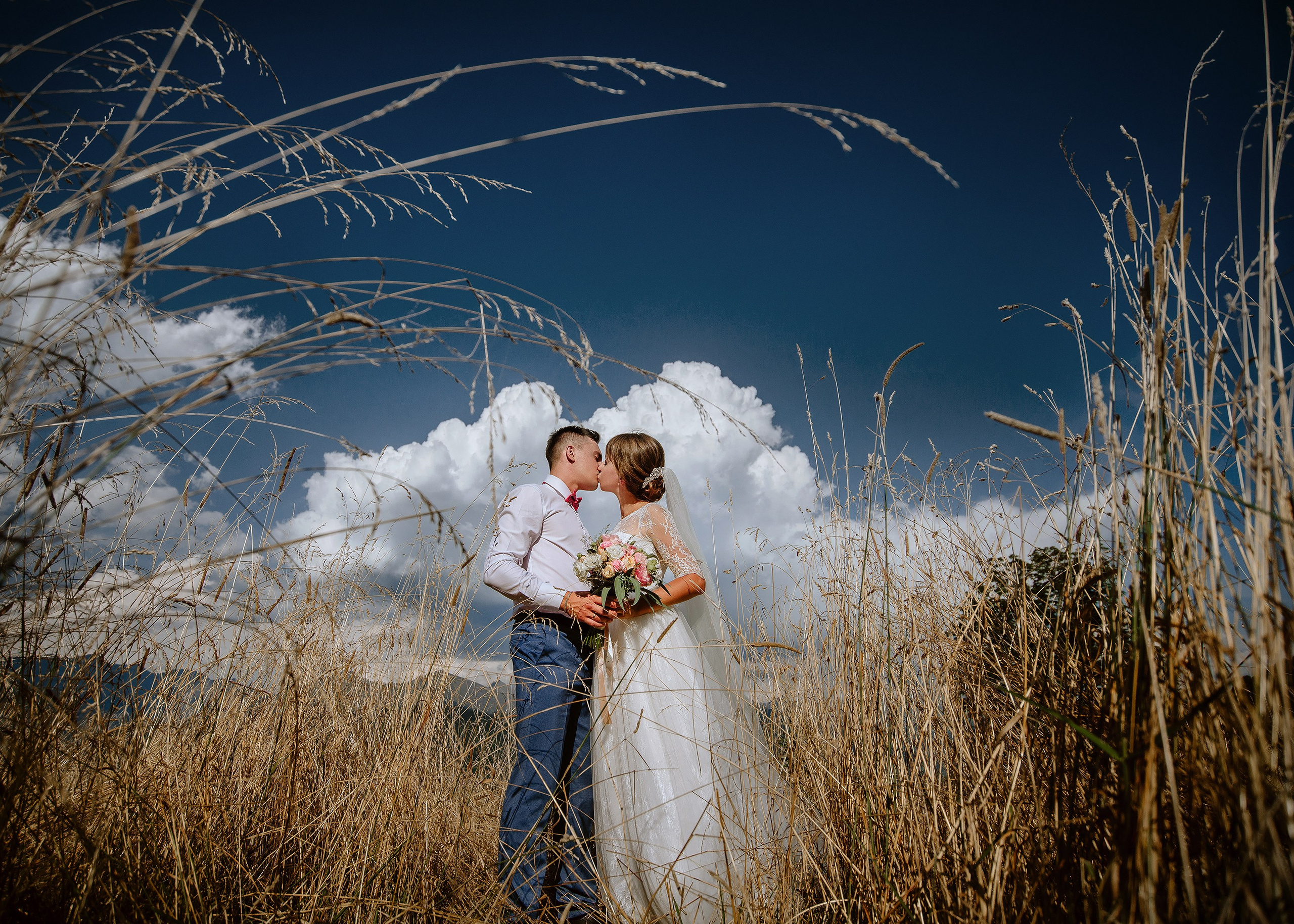 Свадебные фотосессии в Сириусе и Адлере. Фотограф в Адлере, Сириусе, Красной Поляне — лавстори, семейные и индивидуальные фотосессии