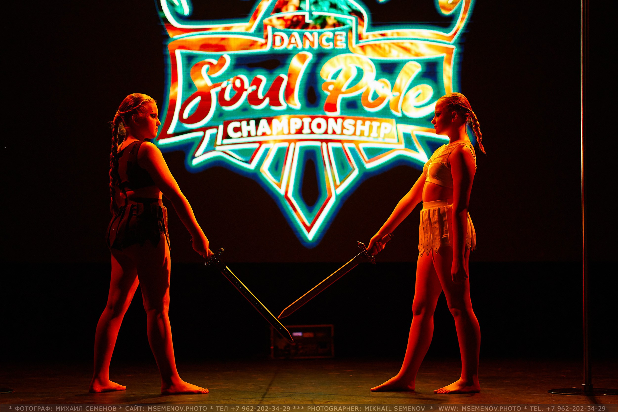 Анонс «SOUL POLE CHAMPIONSHIP IV». Photographer for business Mikhail Semenov. Aqua photo studio, photo school
