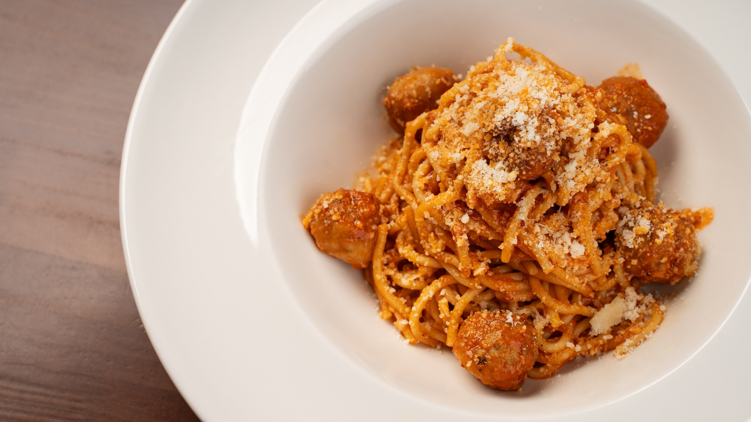 Фуд-фотограф в Самаре — съёмка блюд и напитков для меню ресторанов Профессиональная фуд-съёмка в Самаре — фотограф еды для кафе и гастробаров Съёмка еды для меню и соцсетей — food photographer Samara Фотограф еды в Самаре — предметная съёмка блюд для ресторанов и брендов Фуд-фотосессия в студии Самары — стильная съёмка блюд Фуд фотограф Самара