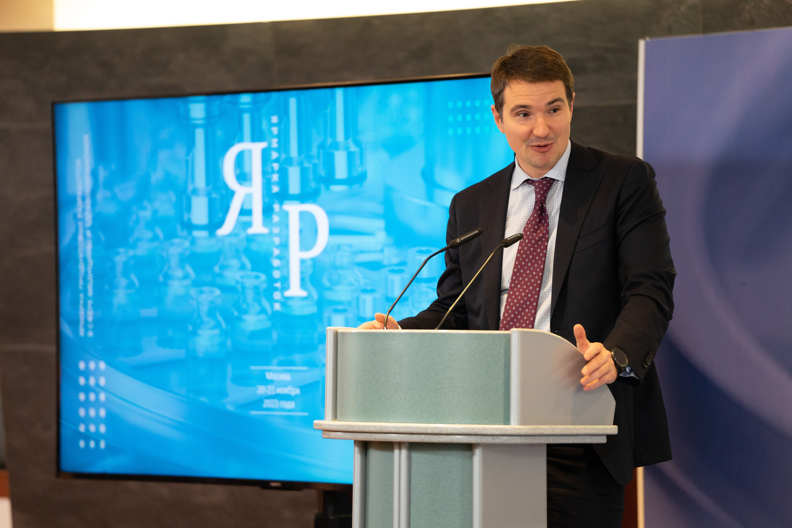 Ярмарка разработок: От идеи к спасению жизней. Профессиональный портретный фотограф в Москве Владимир Глаголев