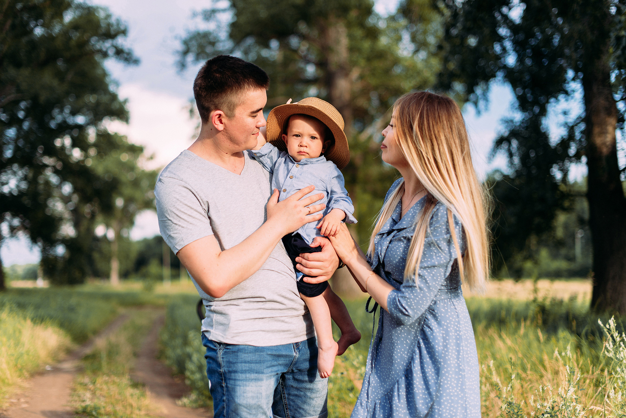 Фруктовый пикник в лесу. Свадебный и семейный фотограф в Стерлитамаке, Салавате. Илья Антохин