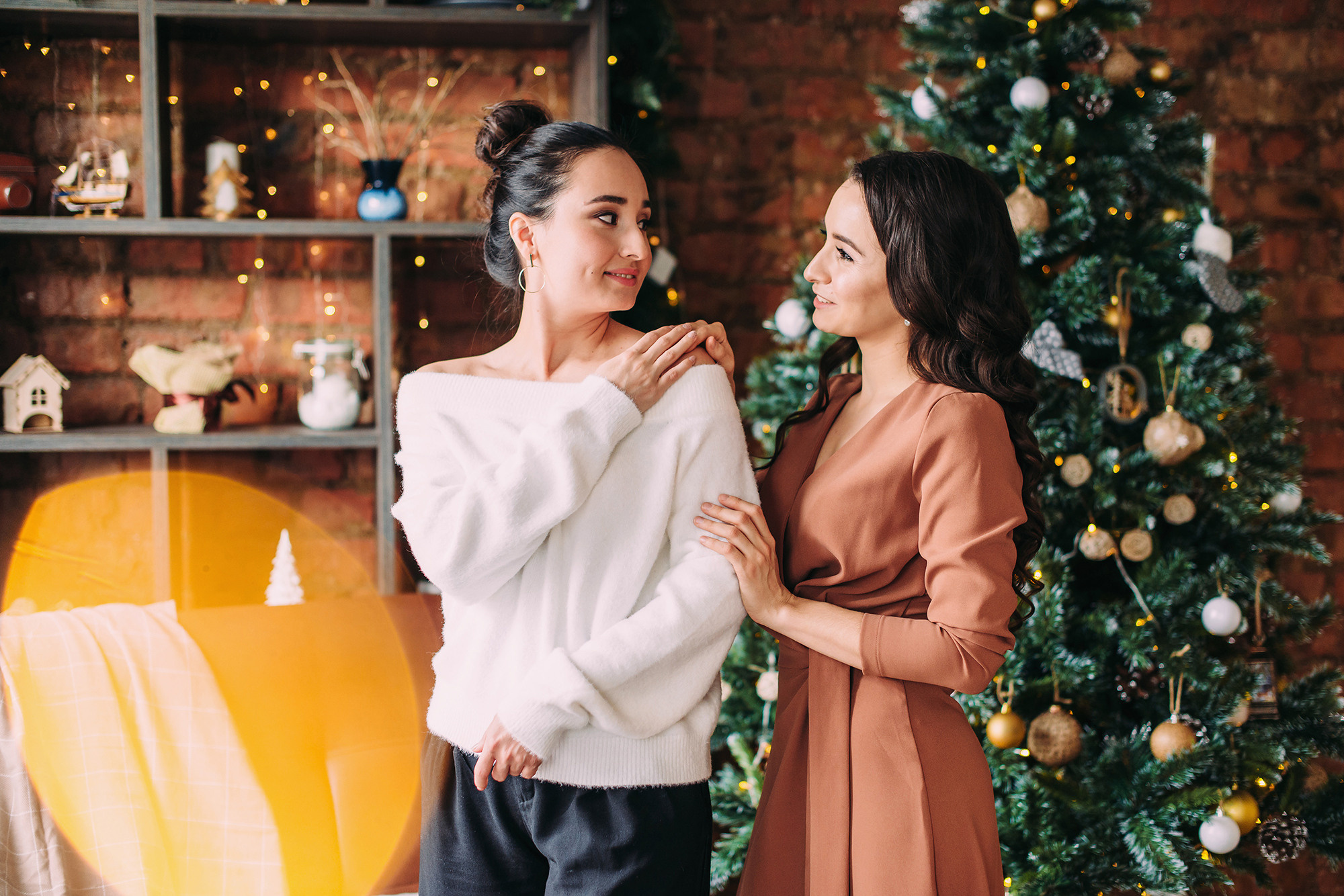 Желто-синий экскаватор с оранжевым ковшом. Свадебный и семейный фотограф в Стерлитамаке, Салавате. Илья Антохин