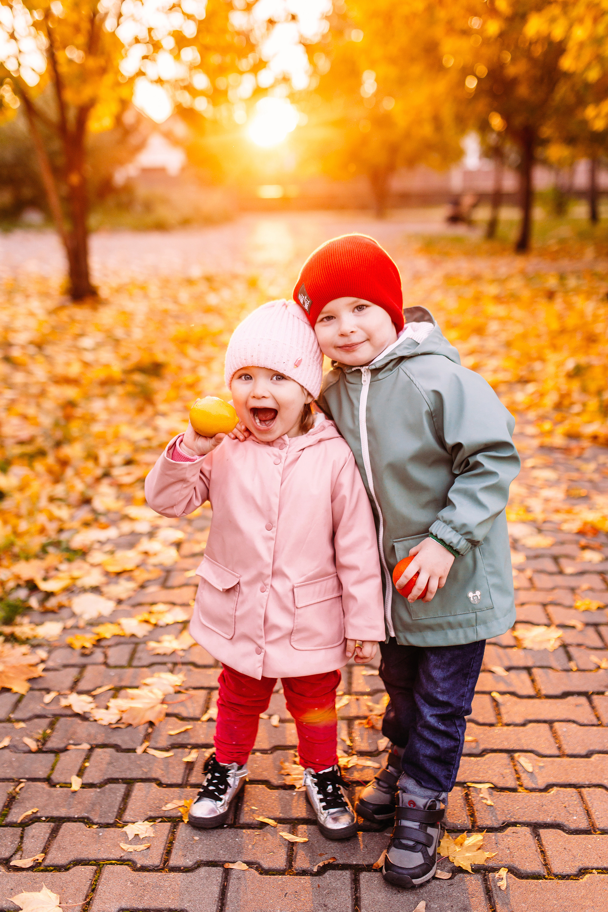 Елисей и Ева в осеннем парке. Свадебный и семейный фотограф в Стерлитамаке, Салавате. Илья Антохин