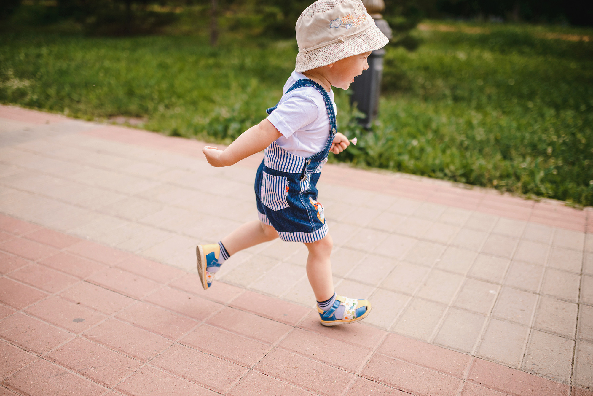Одуванчиково — колокольчиковое утро. Свадебный и семейный фотограф в Стерлитамаке, Салавате. Илья Антохин