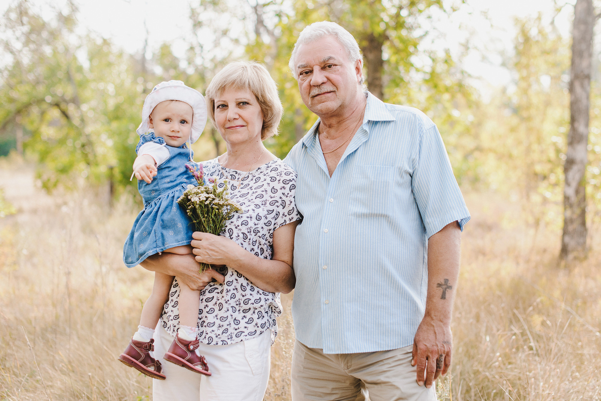 Бумажный кораблик и тёплый берег реки. Свадебный и семейный фотограф в Стерлитамаке, Салавате. Илья Антохин