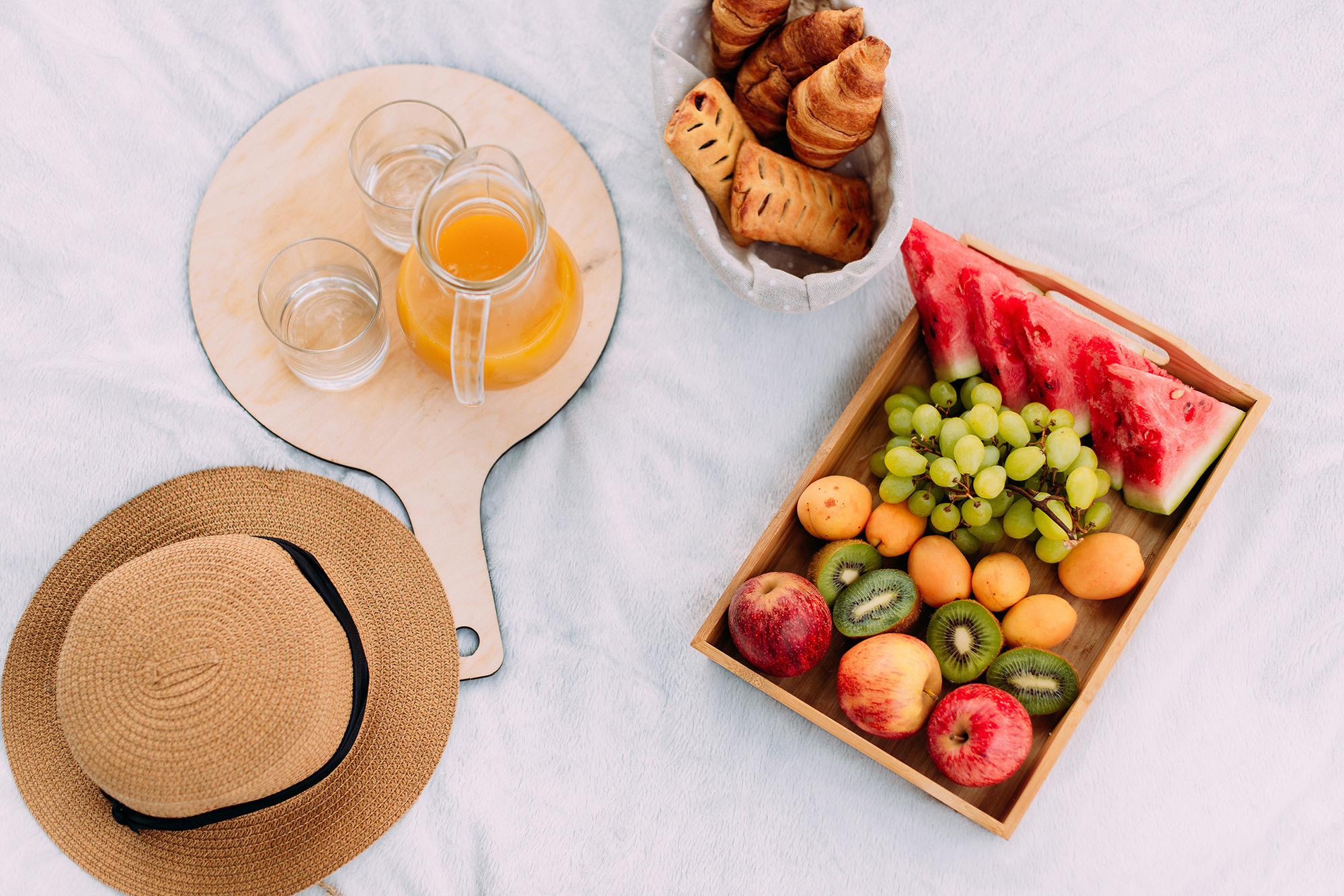 Фруктовый пикник в лесу. Свадебный и семейный фотограф в Стерлитамаке, Салавате. Илья Антохин