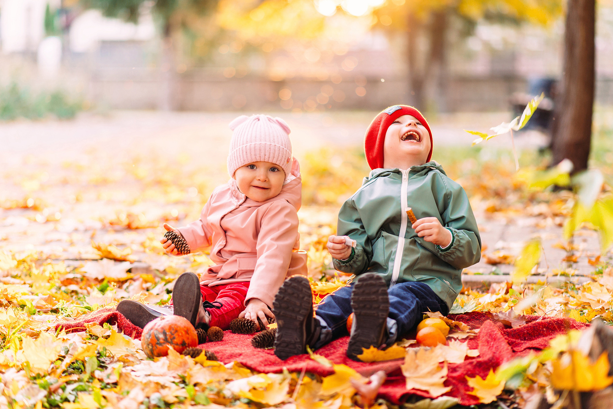Елисей и Ева в осеннем парке. Свадебный и семейный фотограф в Стерлитамаке, Салавате. Илья Антохин