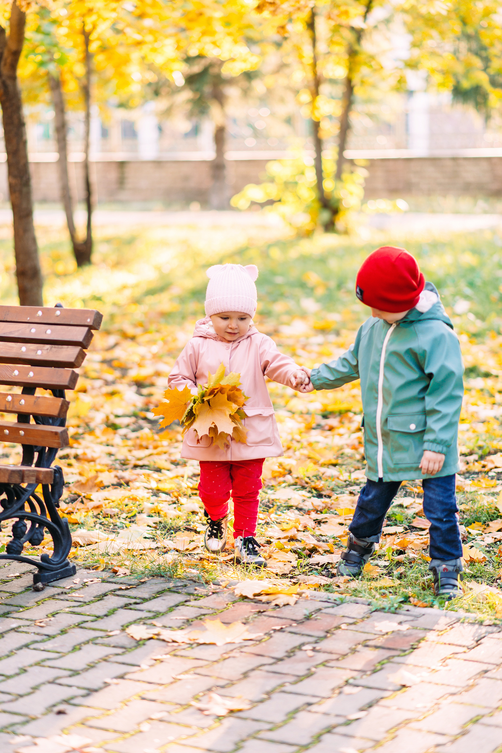 Елисей и Ева в осеннем парке. Свадебный и семейный фотограф в Стерлитамаке, Салавате. Илья Антохин