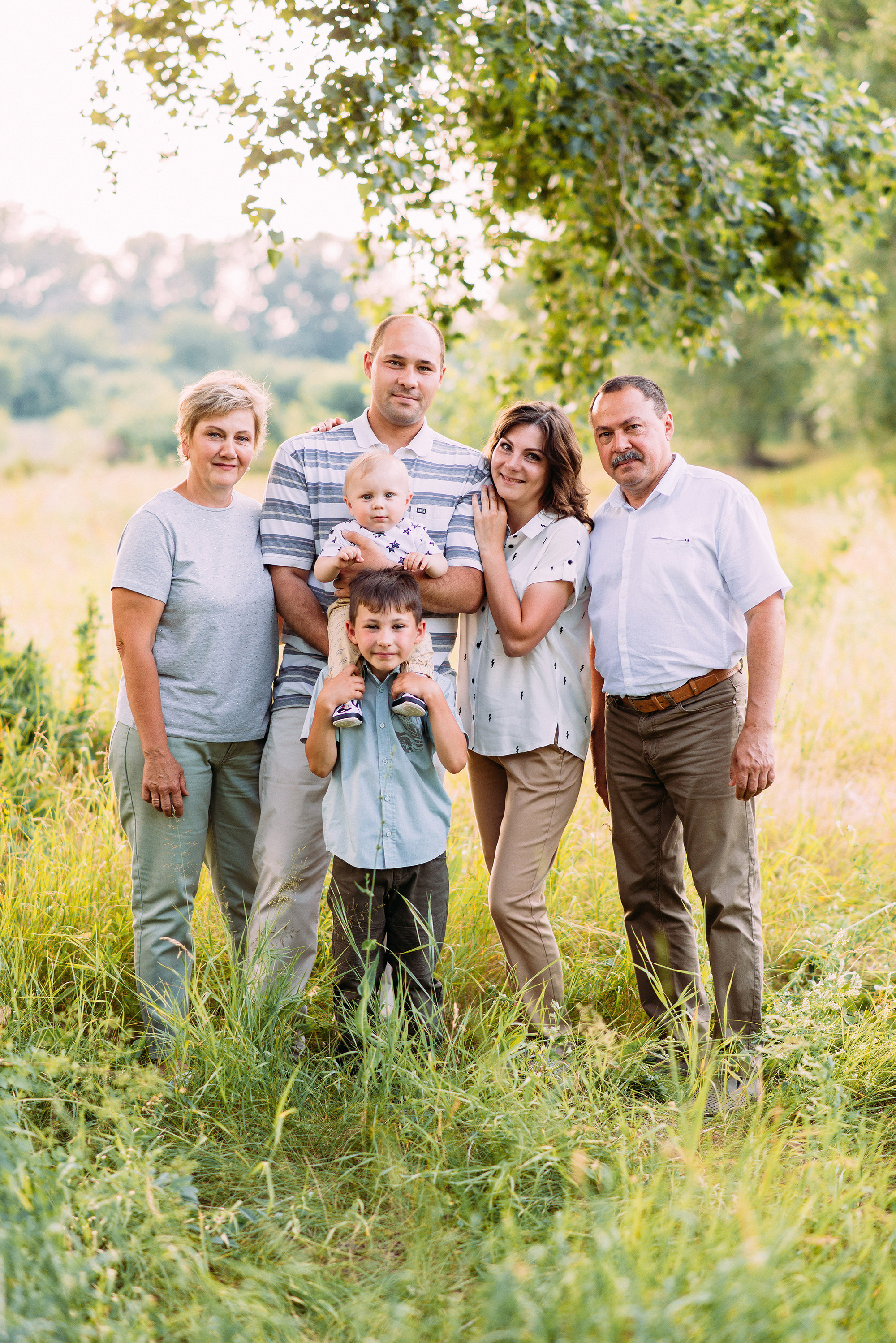 Прогулка по солнечным тропинкам. Свадебный и семейный фотограф в Стерлитамаке, Салавате. Илья Антохин