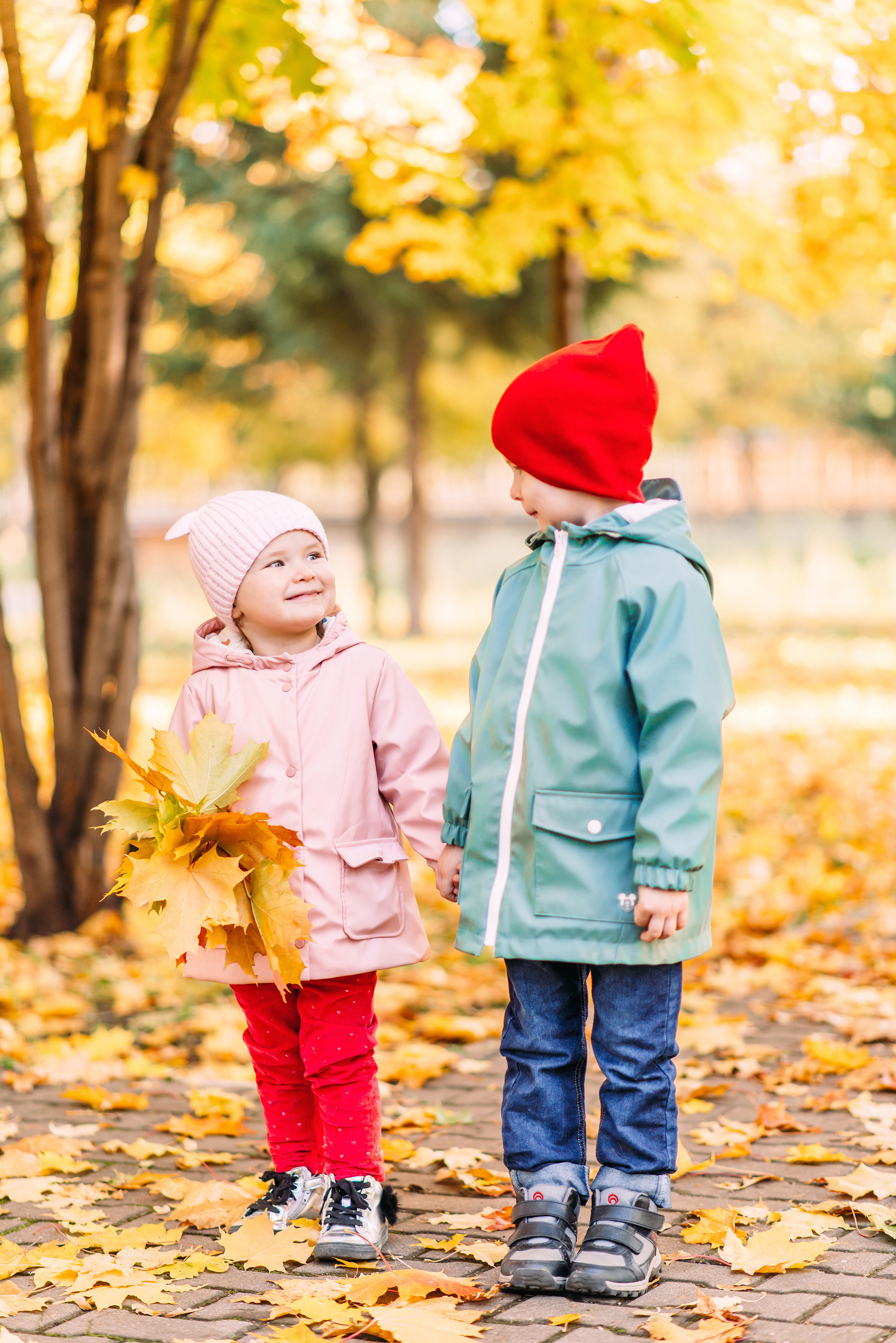 Елисей и Ева в осеннем парке. Свадебный и семейный фотограф в Стерлитамаке, Салавате. Илья Антохин