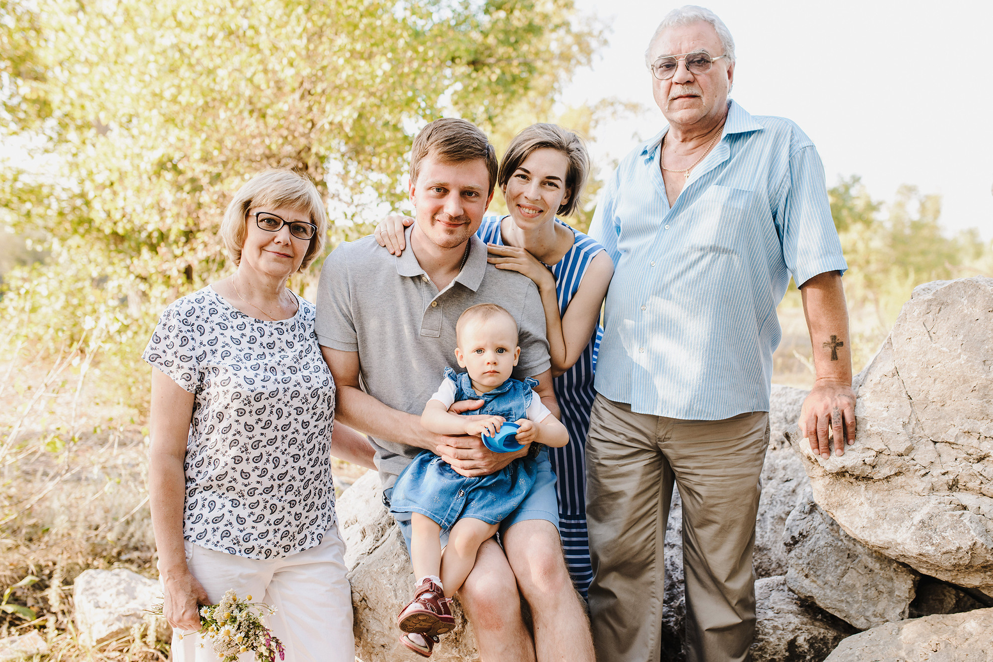 Бумажный кораблик и тёплый берег реки. Свадебный и семейный фотограф в Стерлитамаке, Салавате. Илья Антохин