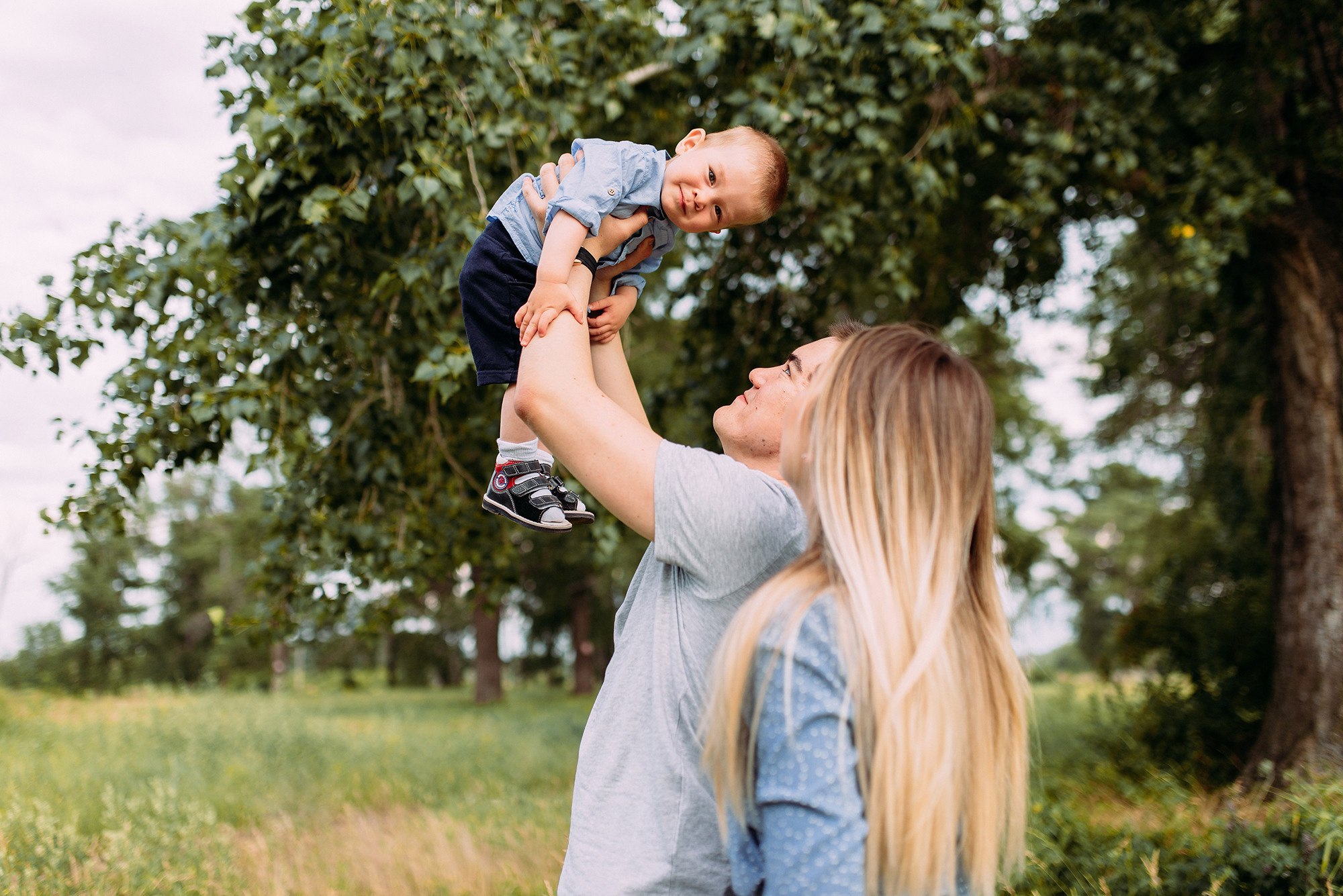 Фруктовый пикник в лесу. Свадебный и семейный фотограф в Стерлитамаке, Салавате. Илья Антохин