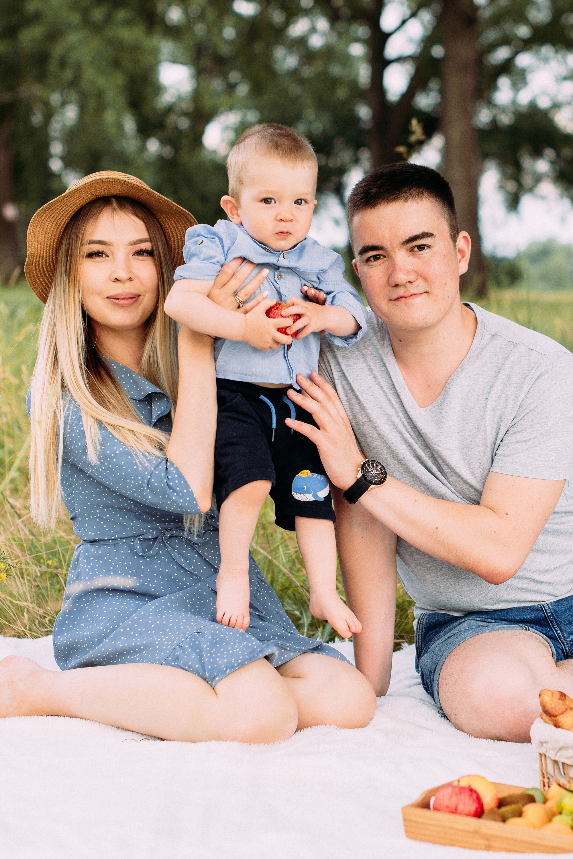 Фруктовый пикник в лесу. Свадебный и семейный фотограф в Стерлитамаке, Салавате. Илья Антохин