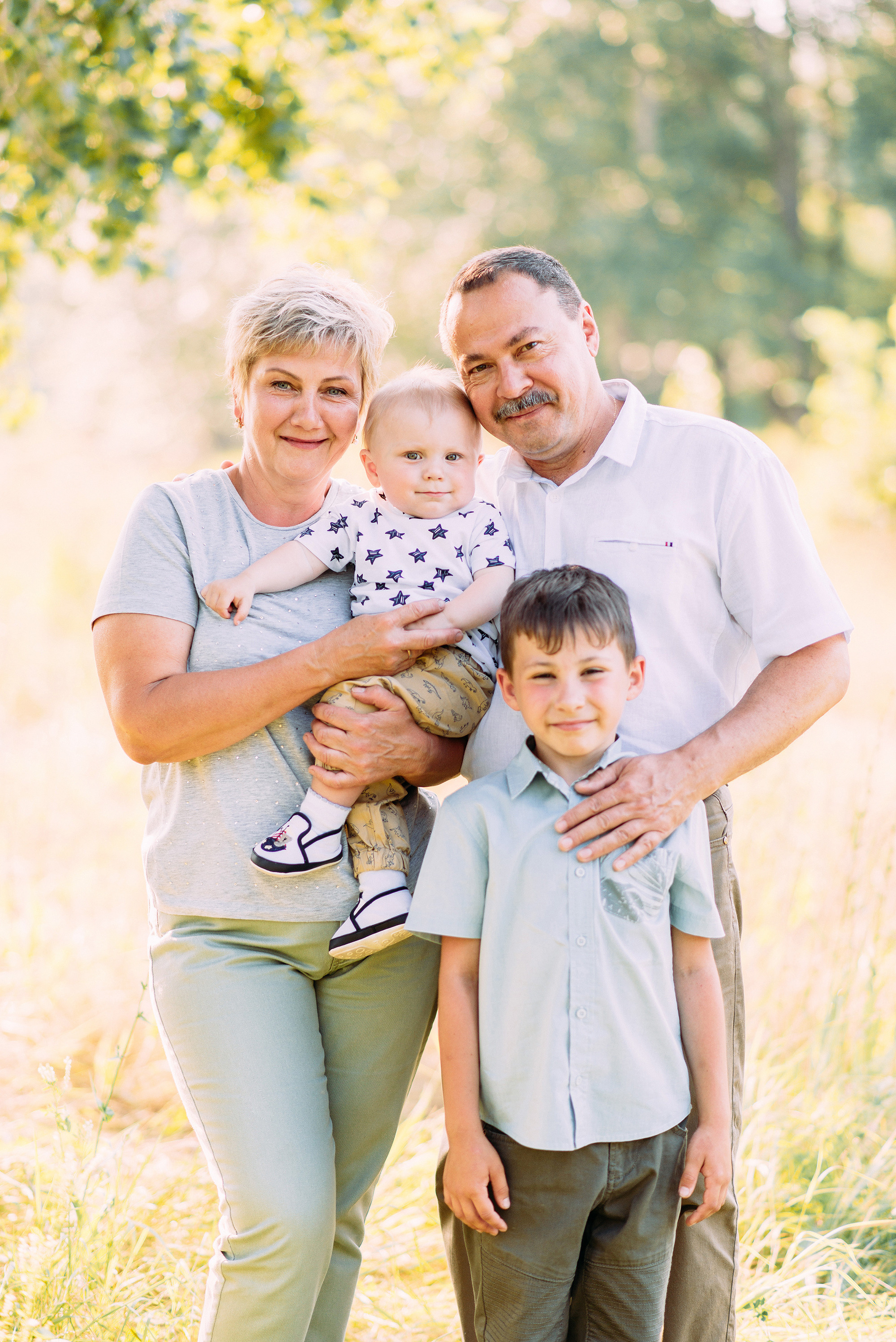 Прогулка по солнечным тропинкам. Свадебный и семейный фотограф в Стерлитамаке, Салавате. Илья Антохин